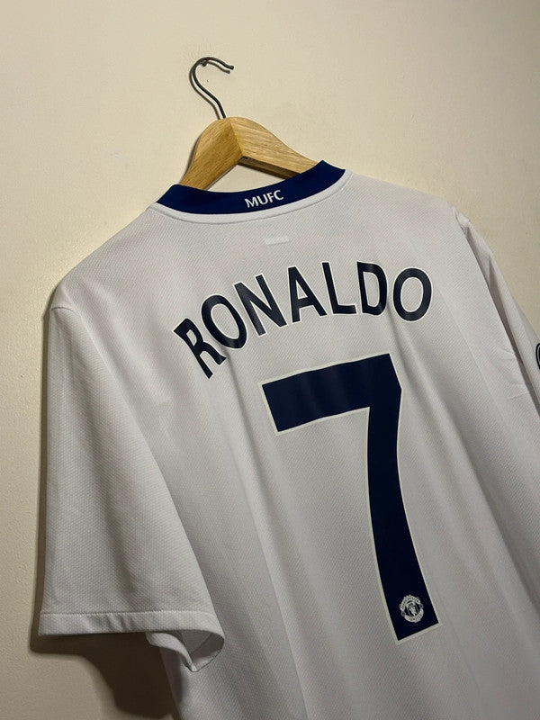 Cristiano Ronaldo Manchester United 2008-09 away football shirt (L)