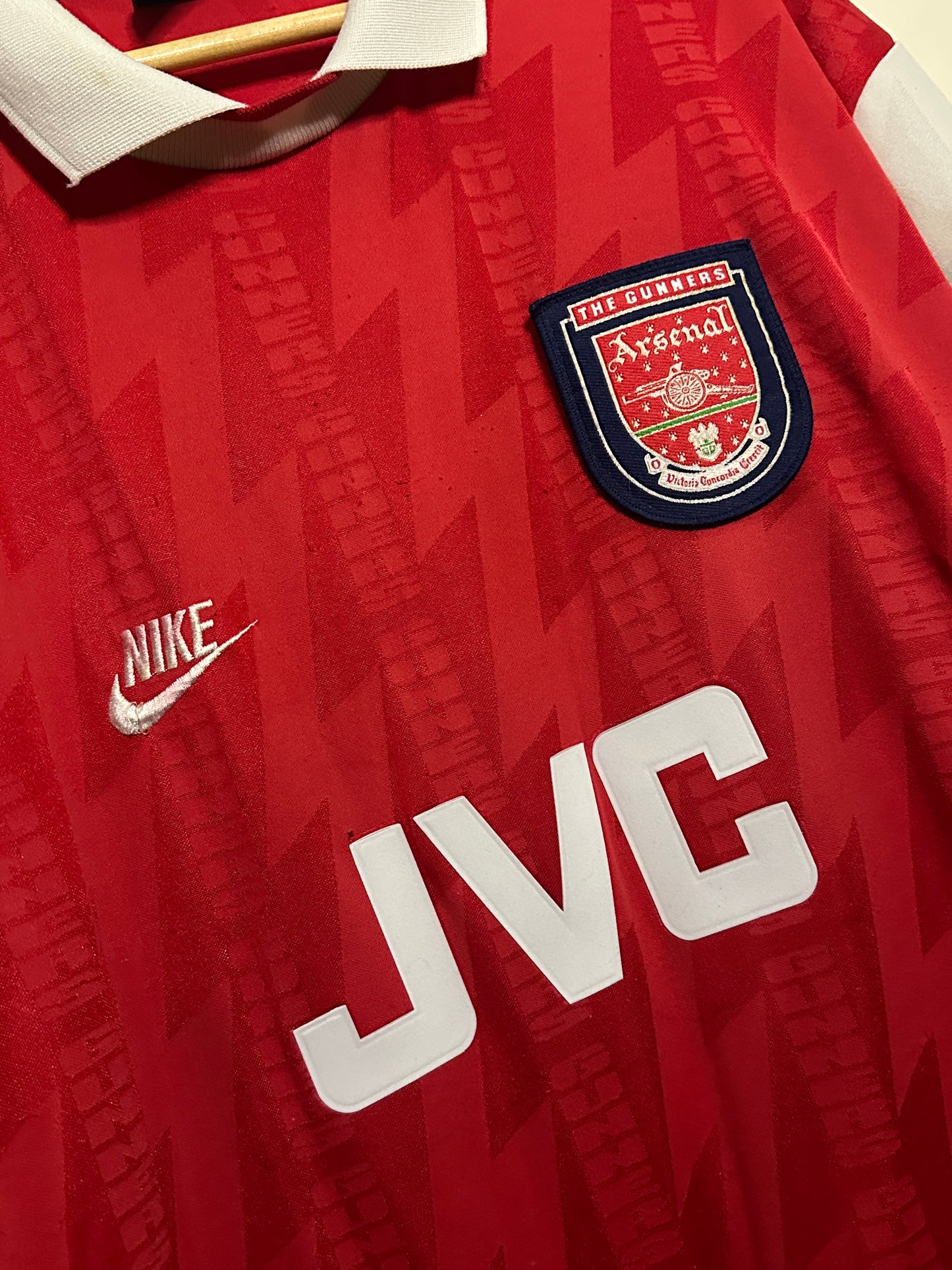 Dennis Bergkamp Arsenal FC 1994-96 home football shirt (XL)