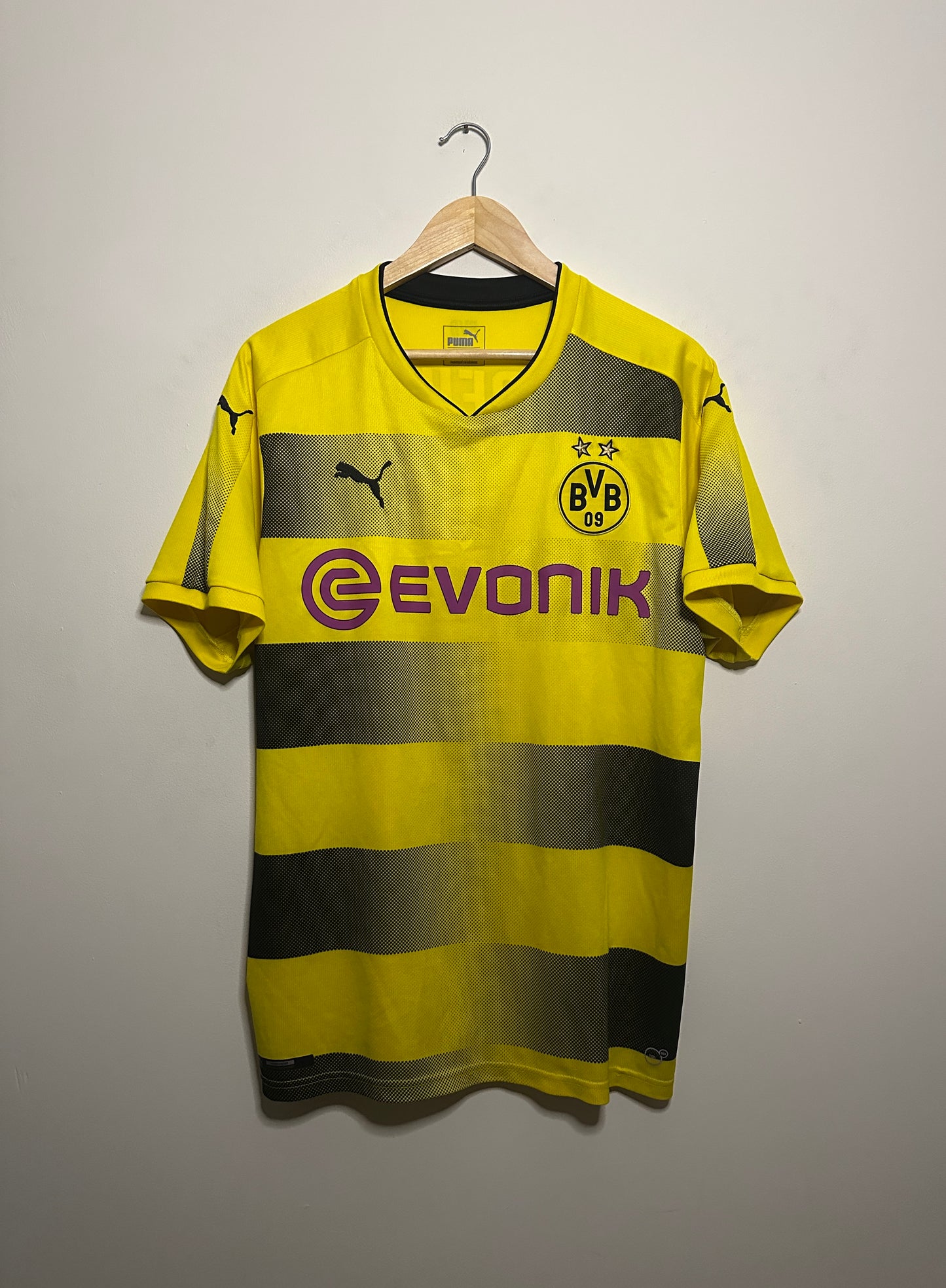 Marco Reus Borussia Dortmund 2017-18 home football shirt (L)