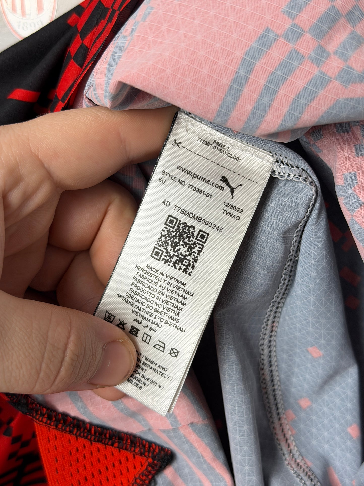 Rafa Leao AC Milan x Kocke 2022-23 fourth football shirt (L)