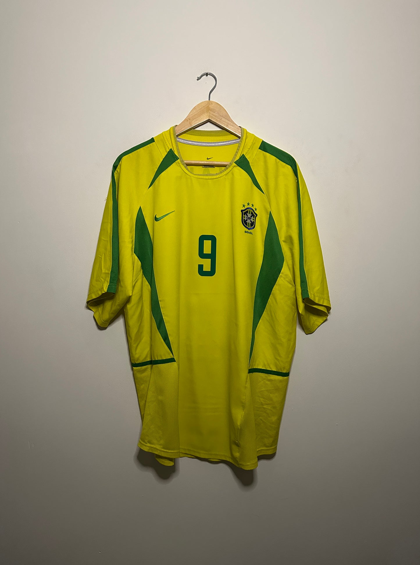 Ronaldo Nazario Brazil 2002 World Cup home football shirt (XL)