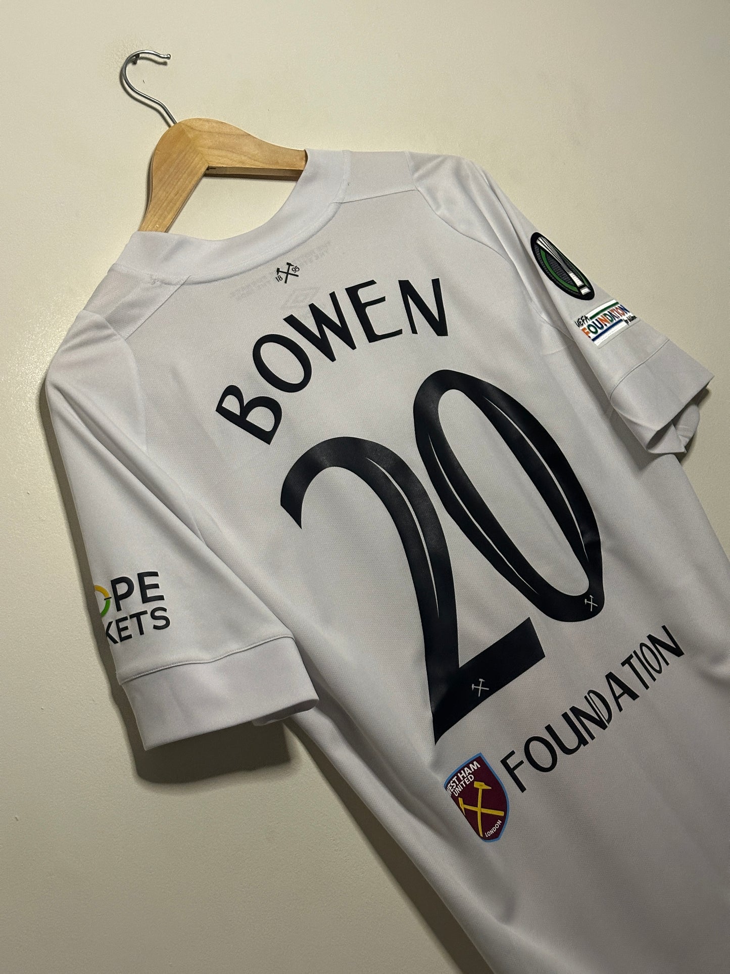 Jarrod Bowen West Ham United 2022-23 final edition third football shirt (L)
