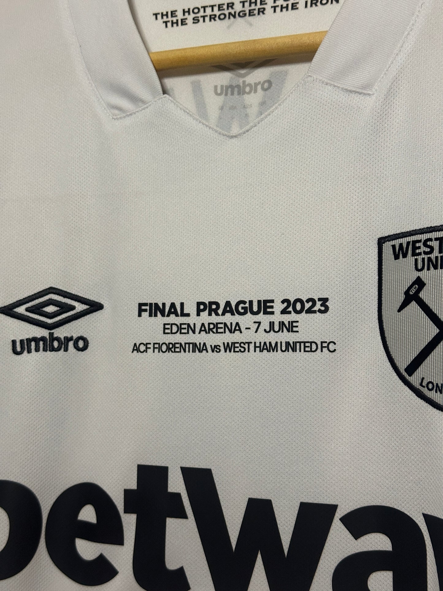 Jarrod Bowen West Ham United 2022-23 final edition third football shirt (L)