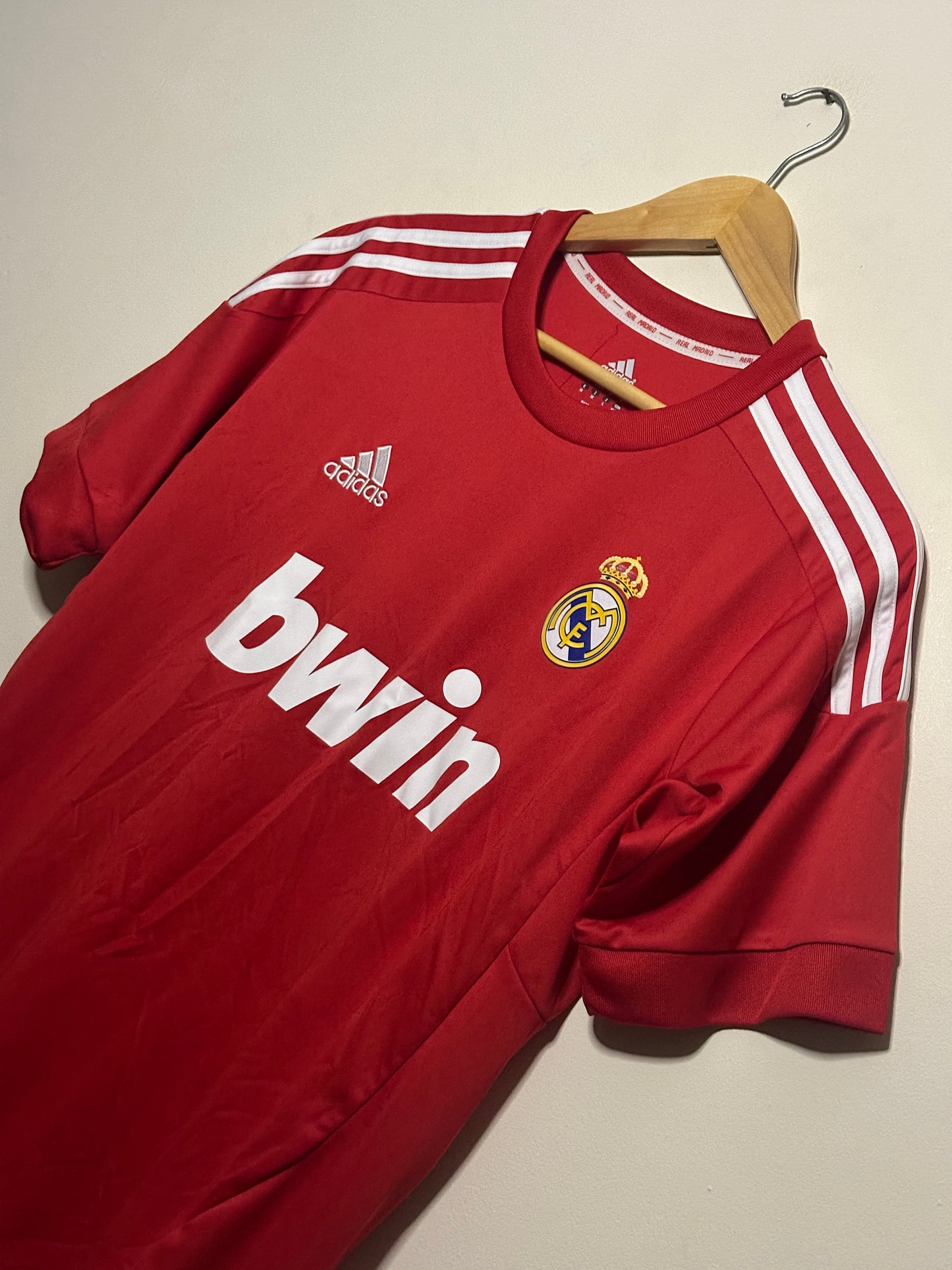 Cristiano Ronaldo Real Madrid CF 2011-12 third football shirt (M)