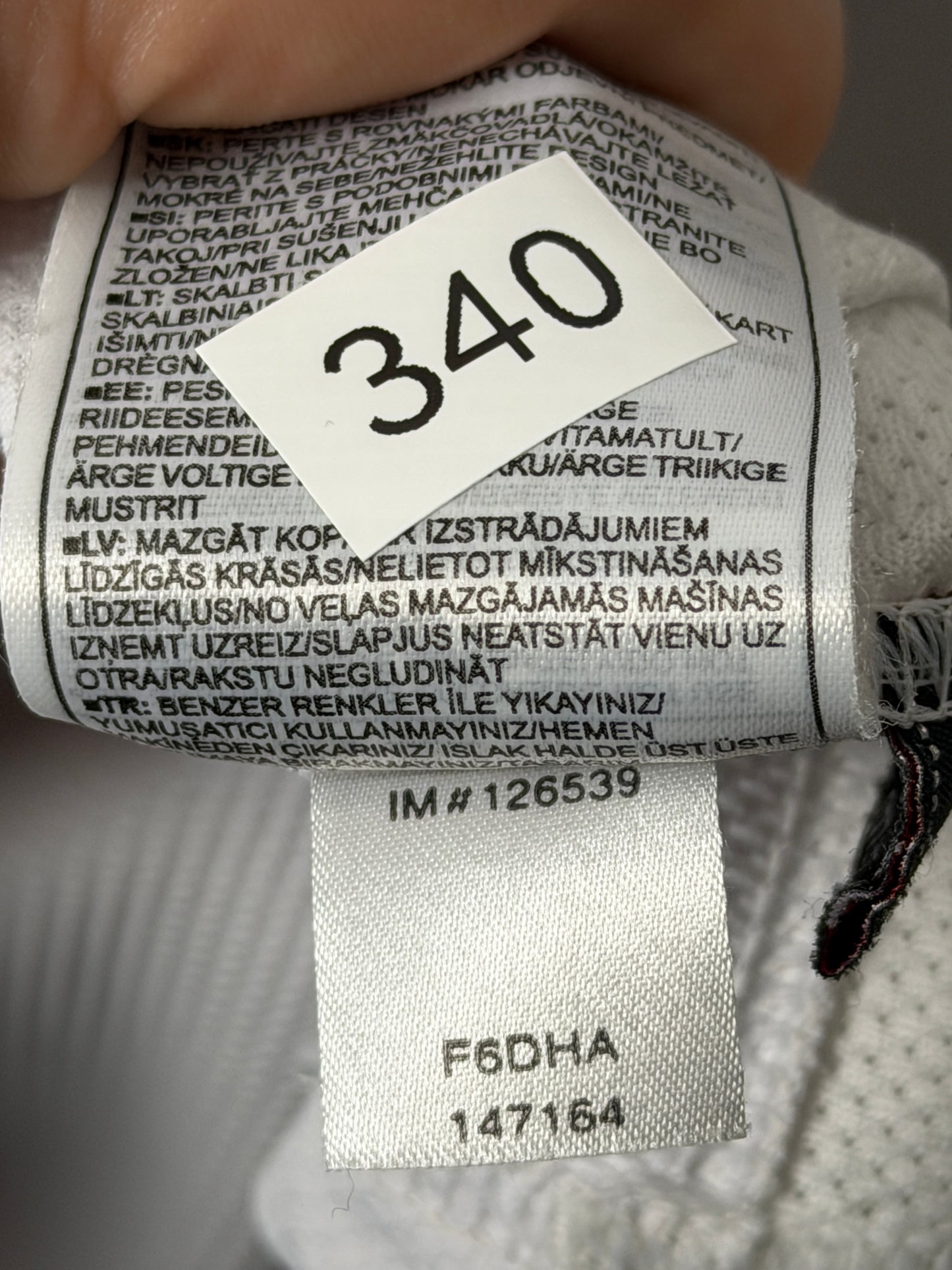 Adriano Inter Milan 2006-07 away football shirt (XL)