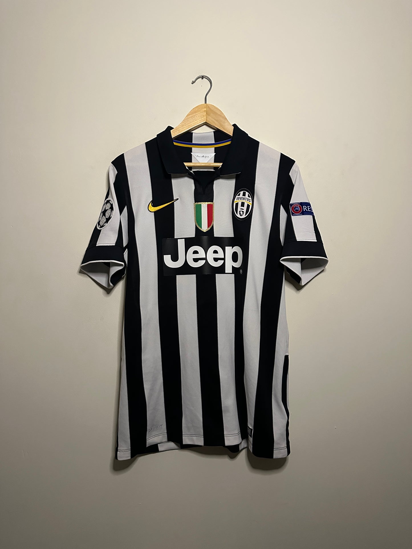 Paul Pogba Juventus FC 2014-15 home football shirt (M)