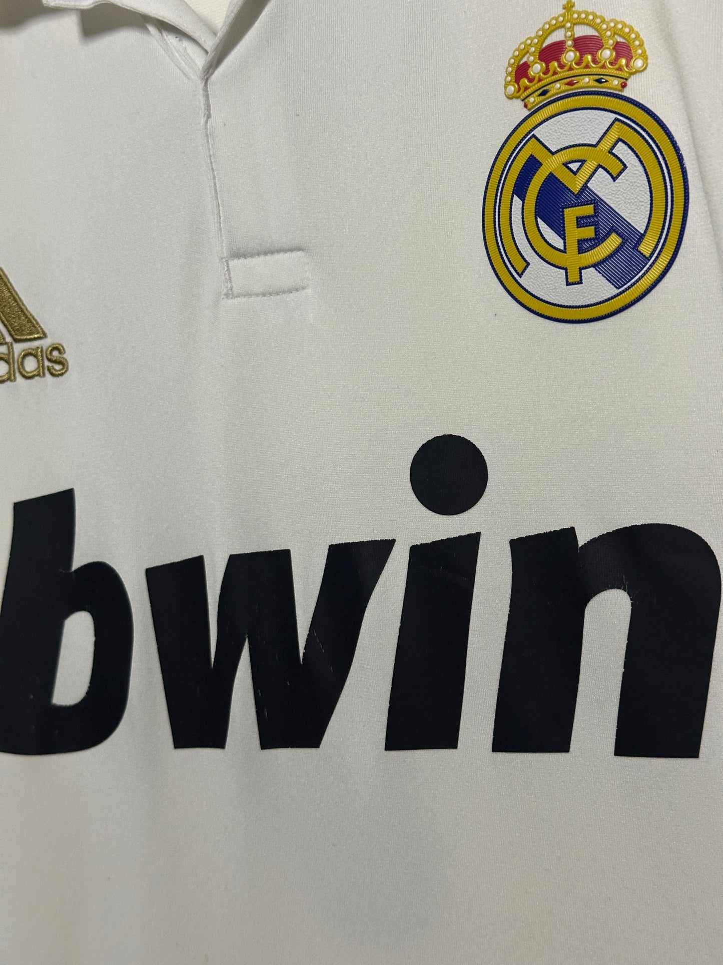 Cristiano Ronaldo Real Madrid CF 2011-12 home football shirt (XL)