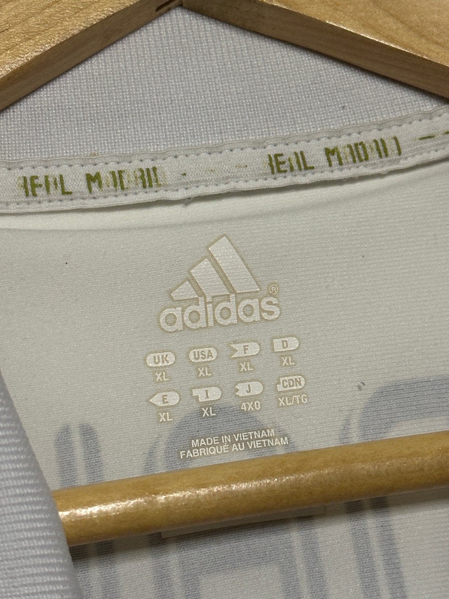 Cristiano Ronaldo Real Madrid CF 2011-12 home football shirt (XL)