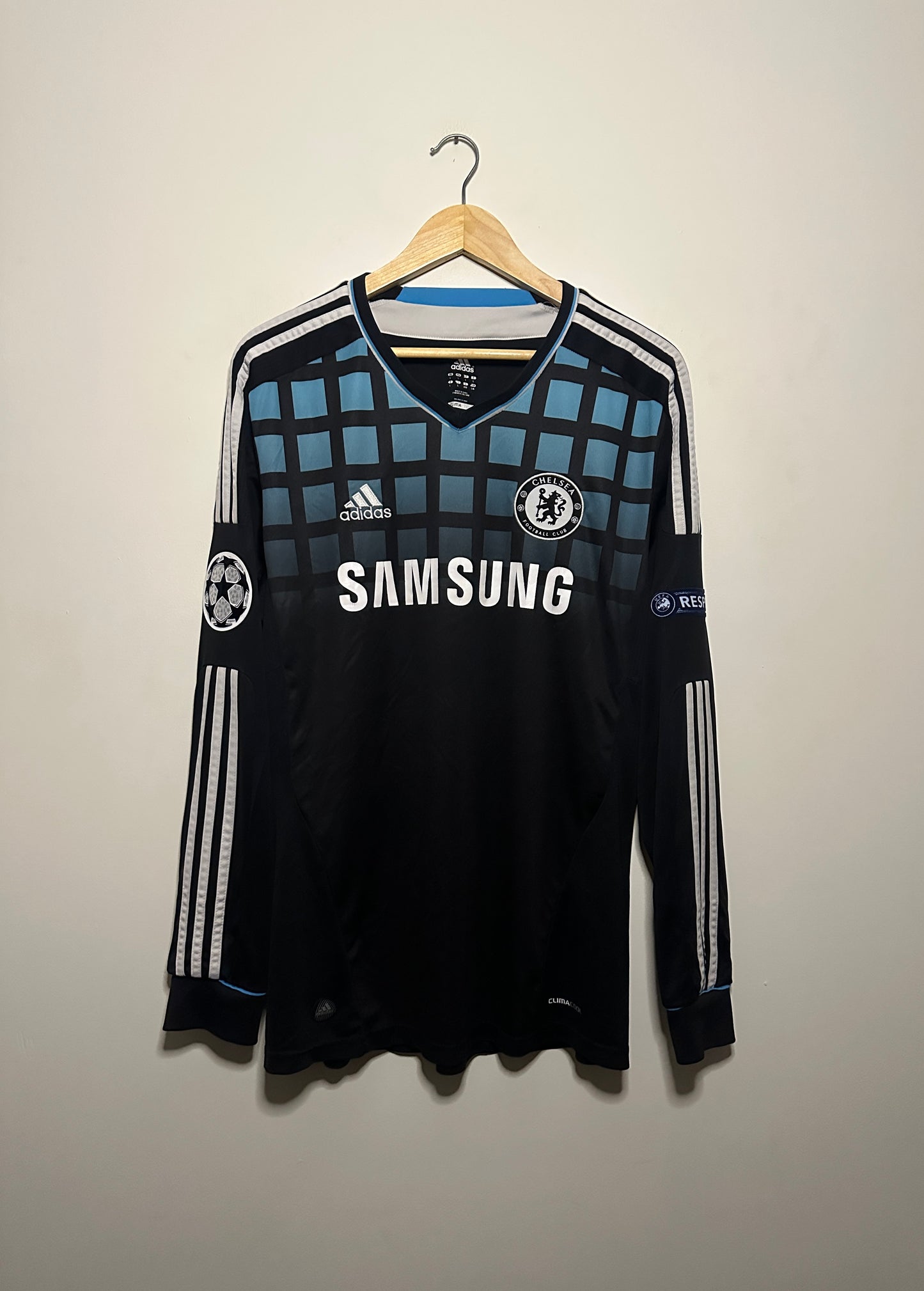 Didier Drogba Chelsea FC long sleeve 2011-12 away football shirt (L)