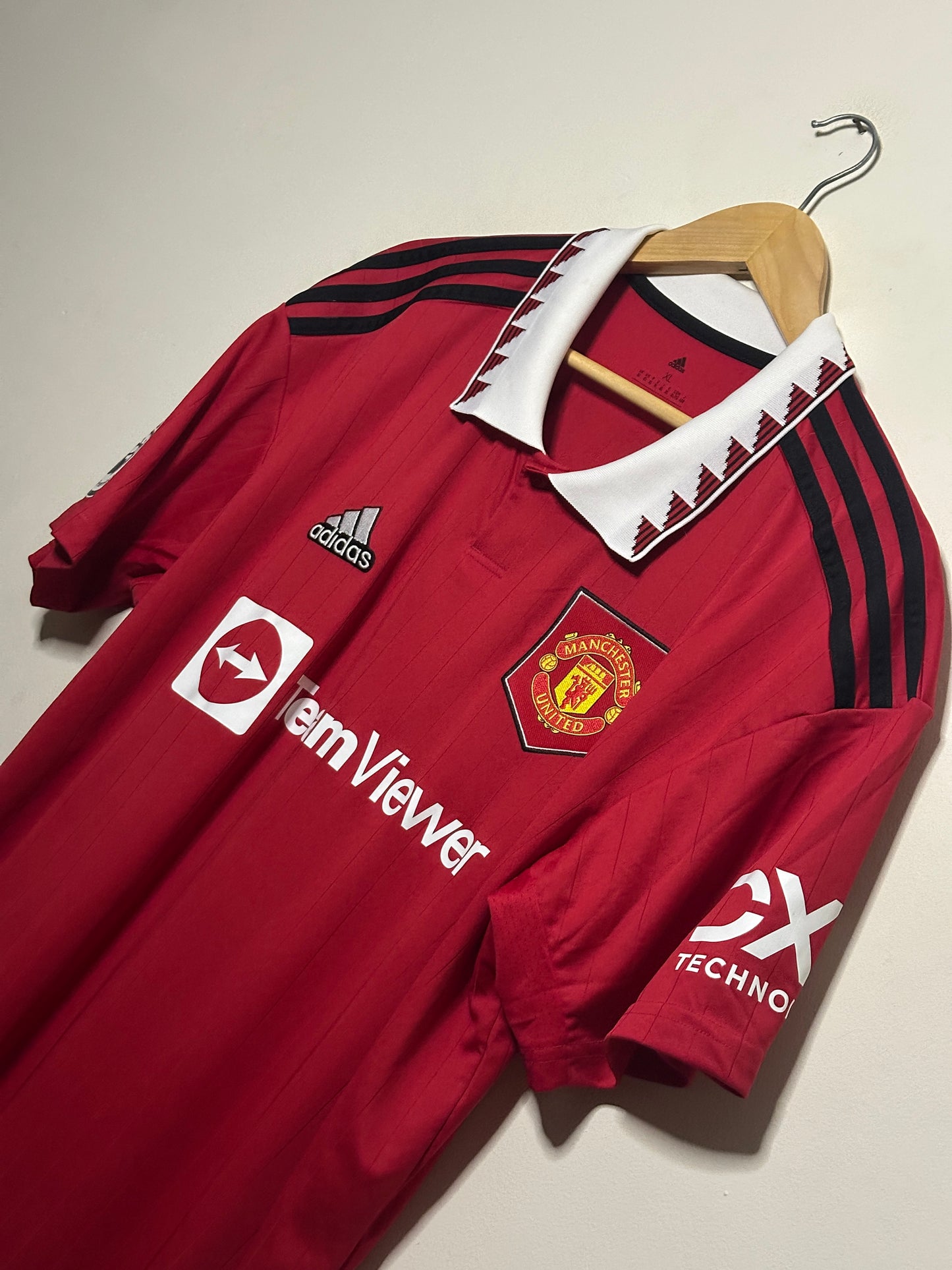 Marcus Rashford Manchester United 2022-23 home football shirt (XL)