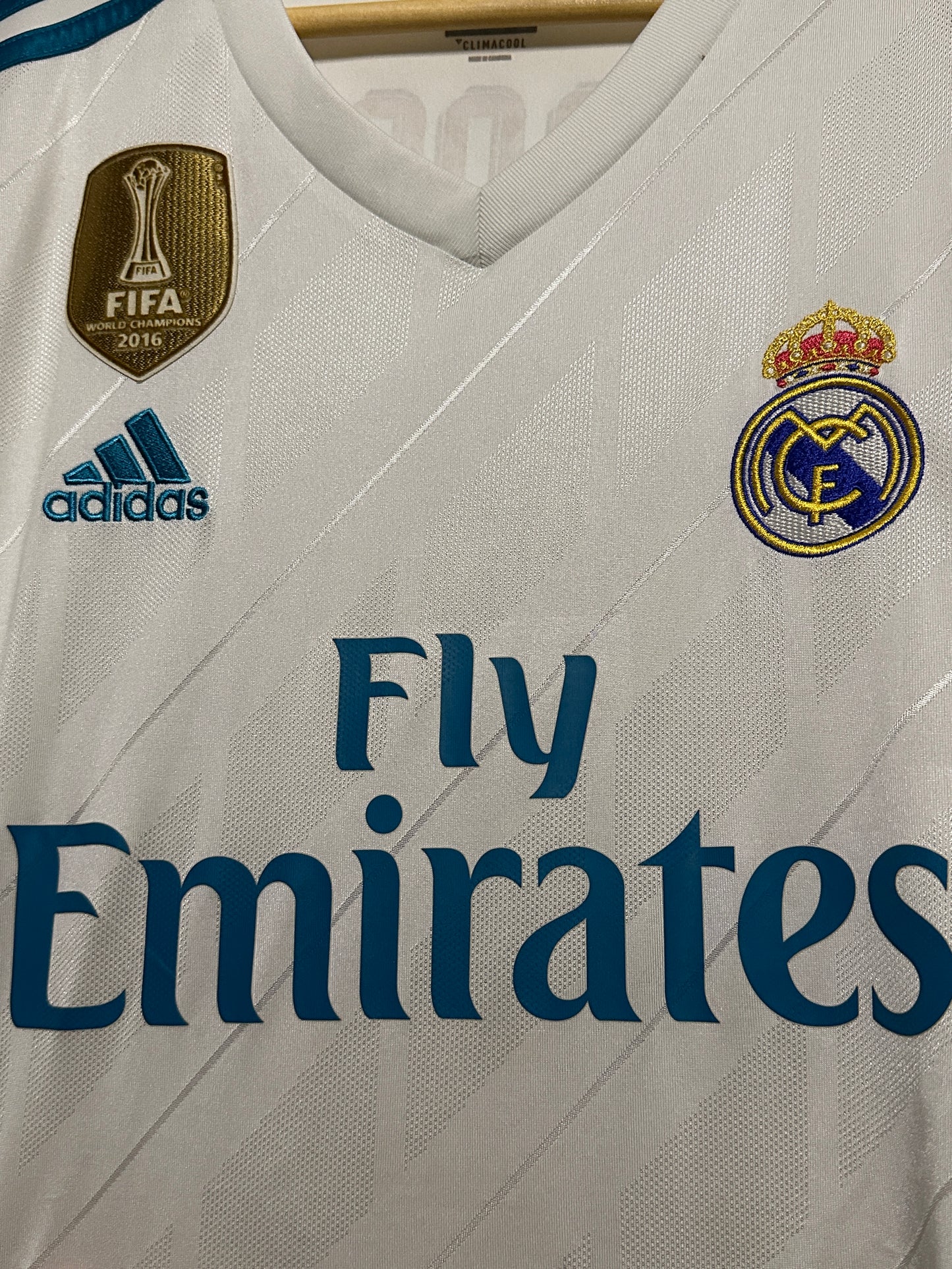 Toni Kroos Real Madrid CF 2017-18 home football shirt (L)