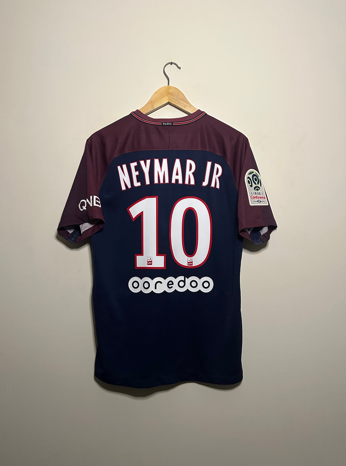 Neymar JR PSG 2017-18 home football shirt (M)