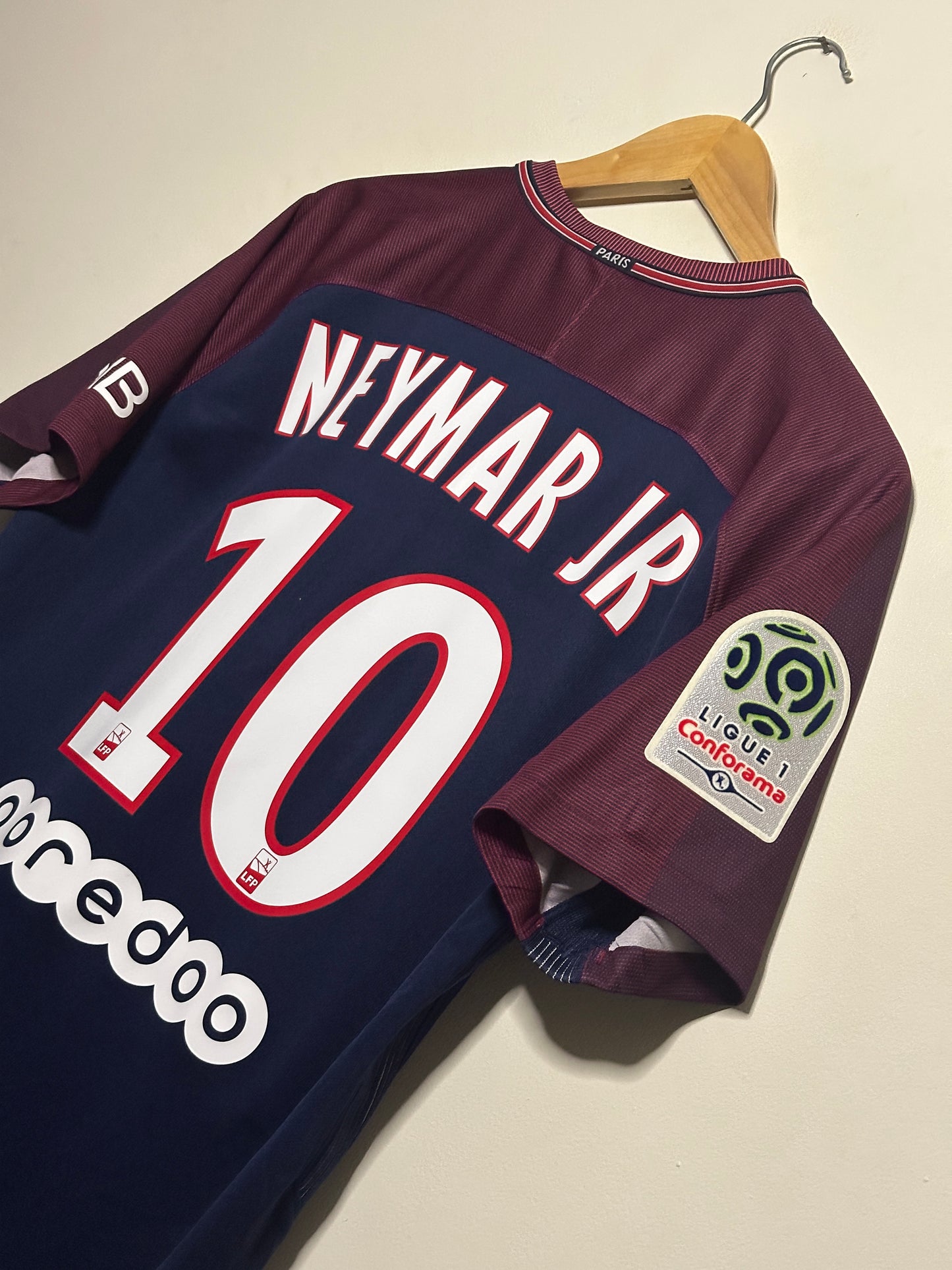 Neymar JR PSG 2017-18 home football shirt (M)