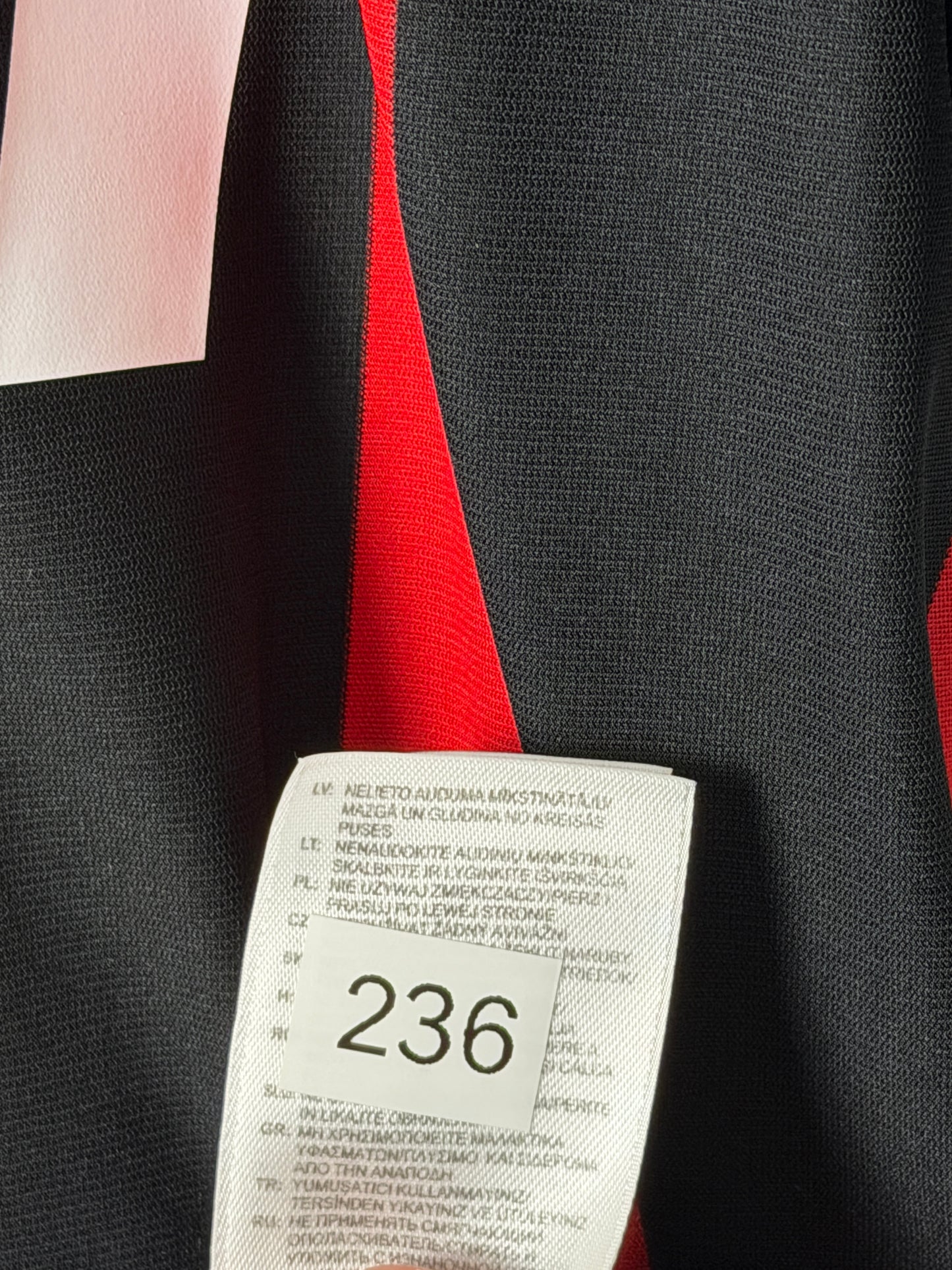 Ronaldinho AC Milan 2008-09 home football shirt (XL)