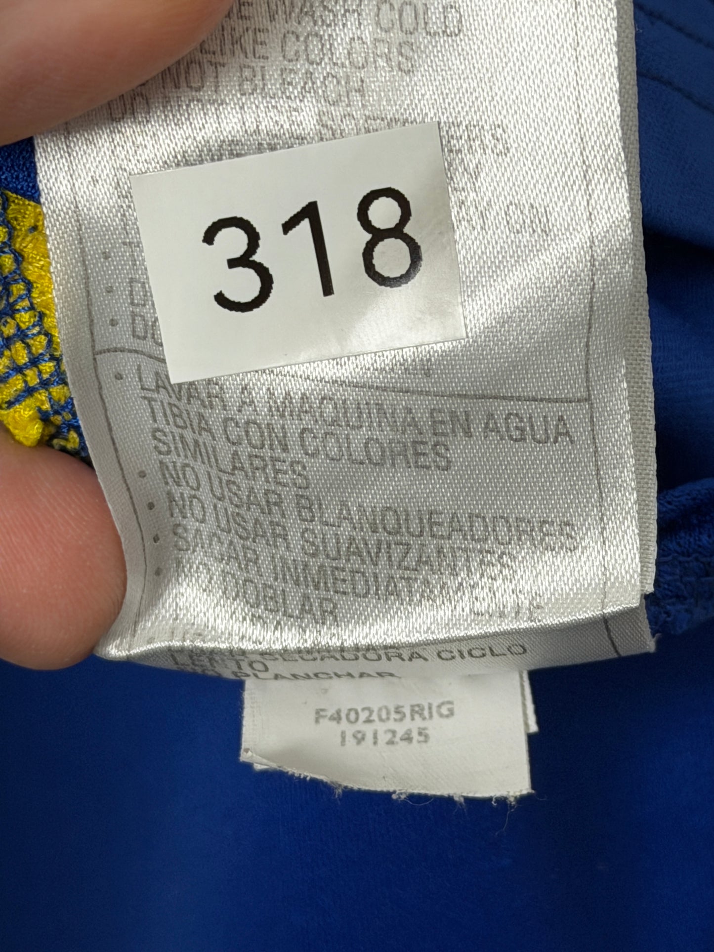 Carlos Tevez Boca Juniors 2004-05 home football shirt (L)