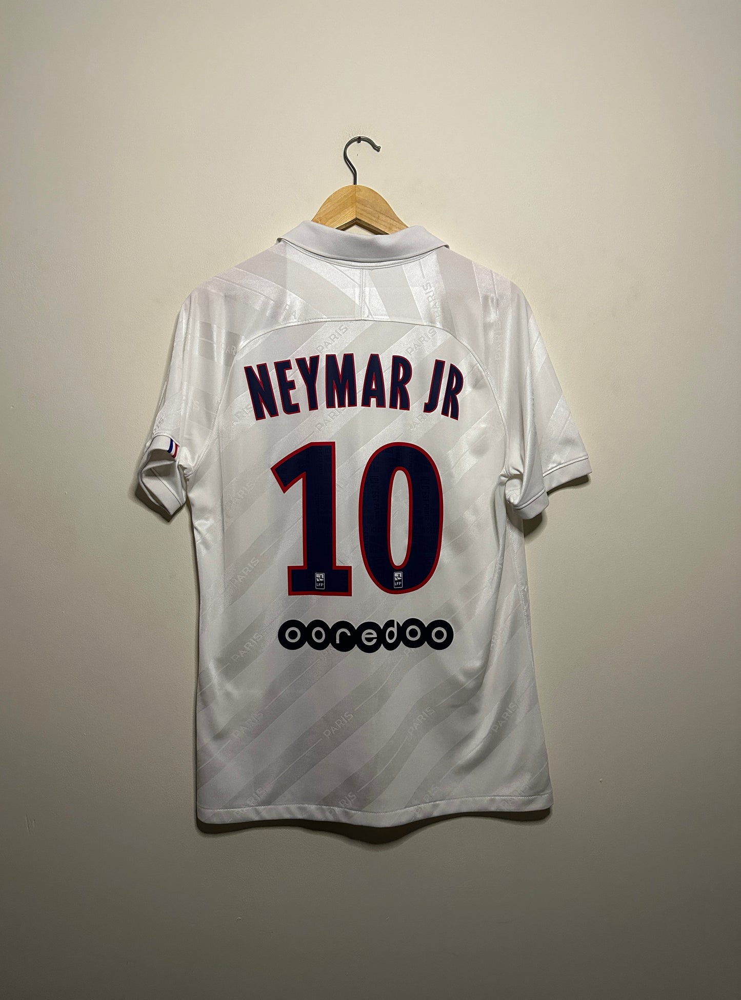 Neymar JR PSG 2019-20 third football shirt (M)