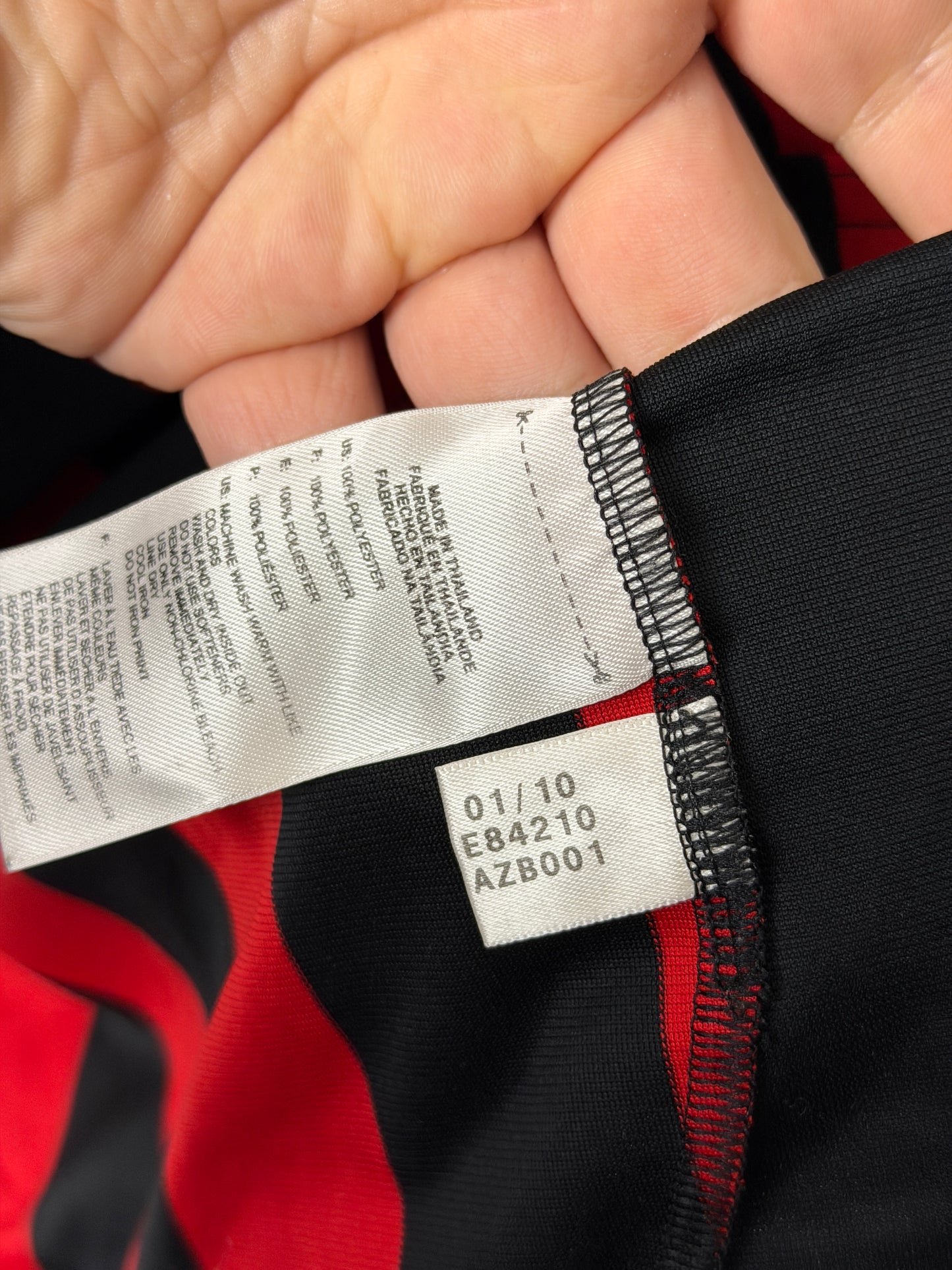 Ronaldinho AC Milan 2009-10 home football shirt (XL)