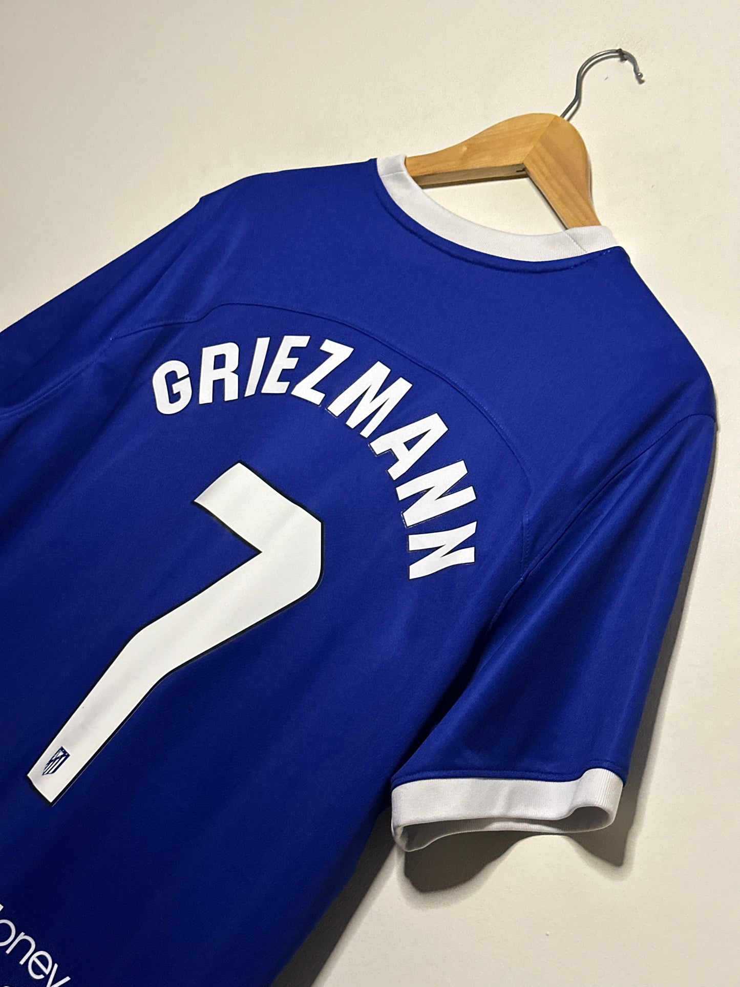 Antoine Griezmann Atletico Madrid 2023-24 away football shirt (XL)