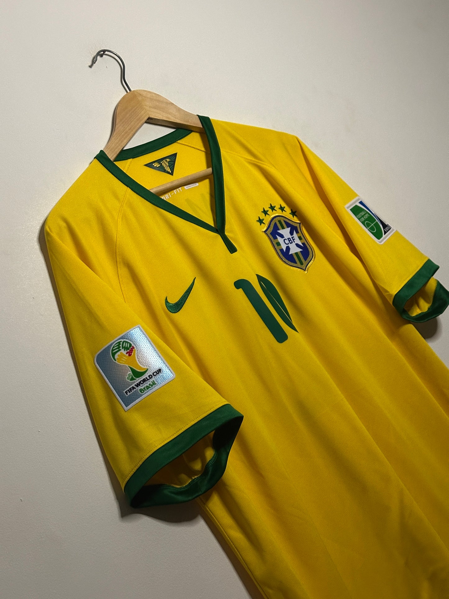 Neymar JR Brazil 2014 World Cup home football shirt (XL)