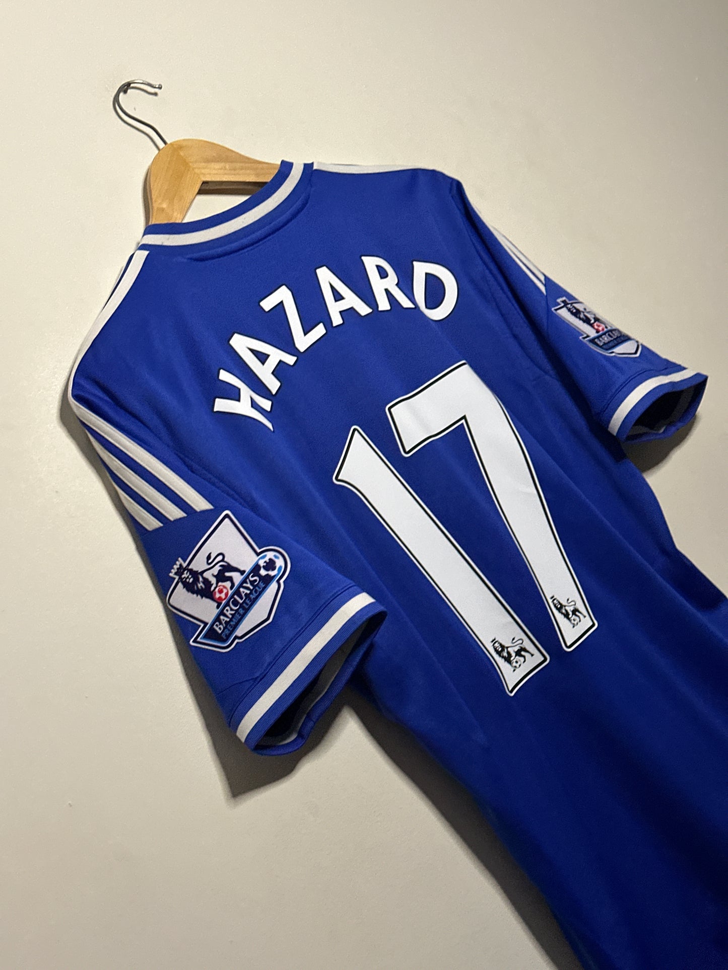 Eden Hazard Chelsea FC 2013-14 home football shirt (M)