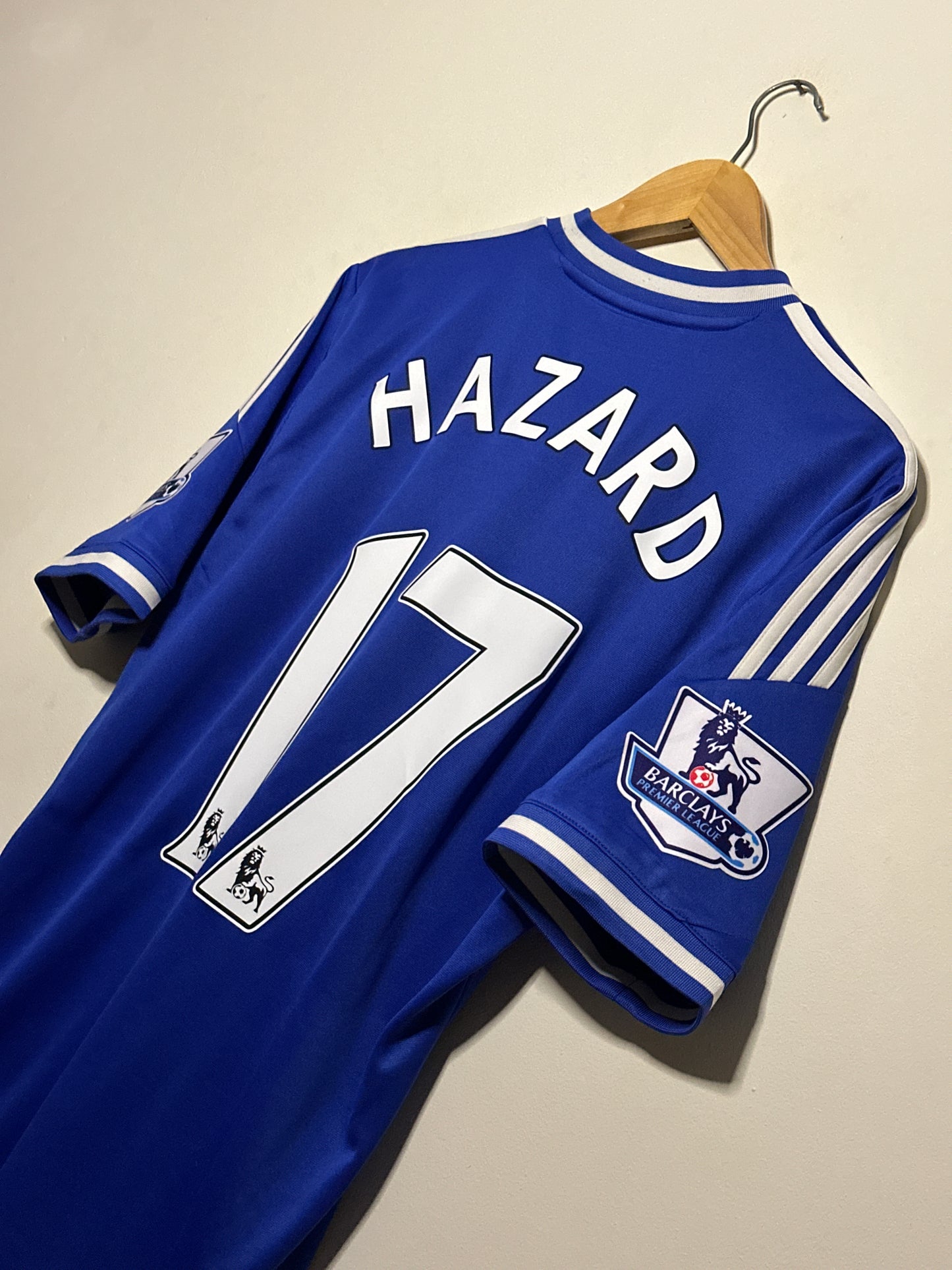 Eden Hazard Chelsea FC 2013-14 home football shirt (M)