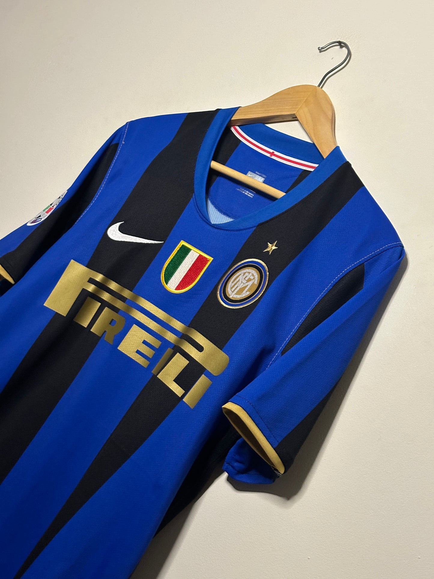 Adriano Inter Milan 2008-09 home football shirt (M)