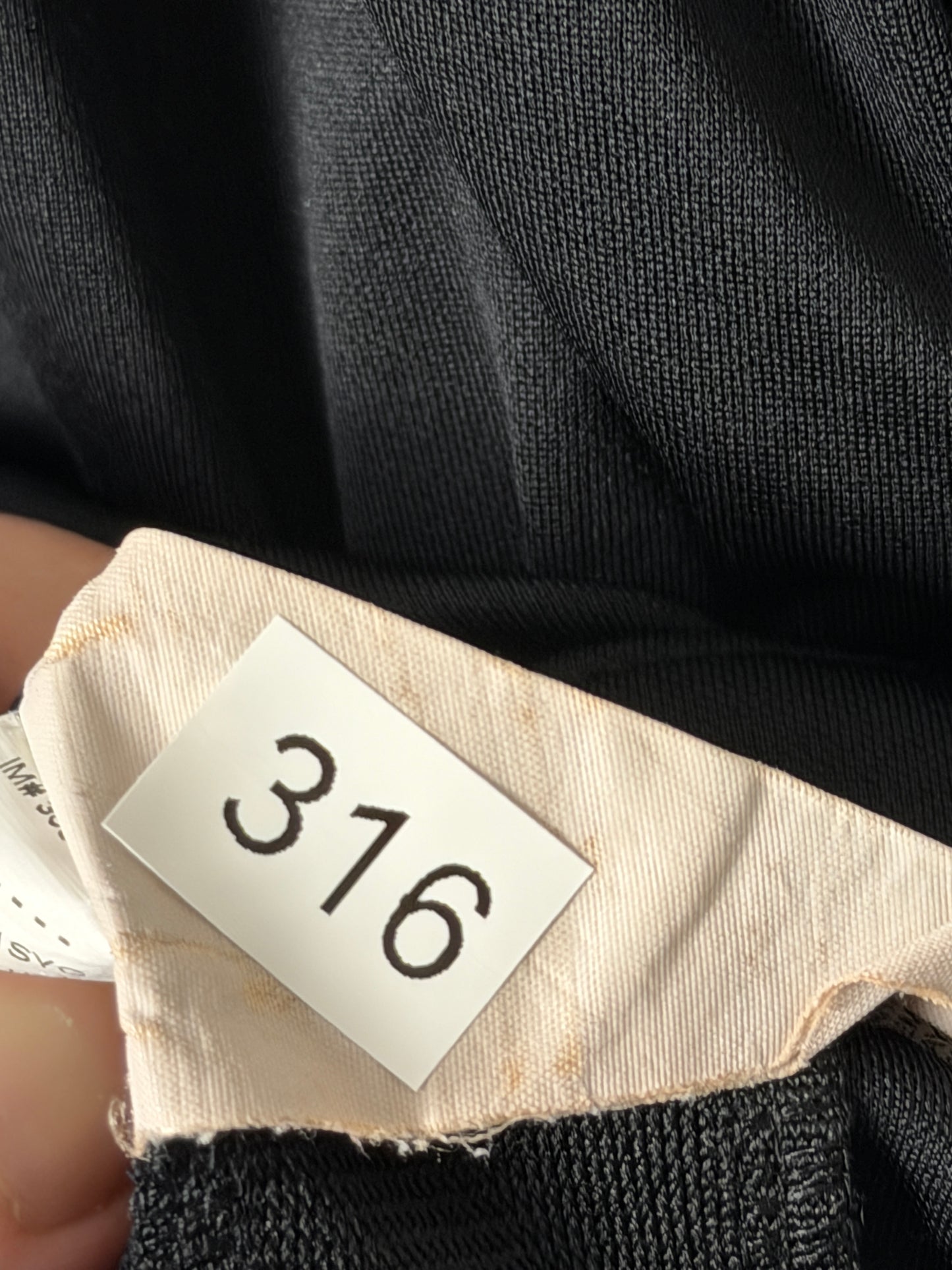 Lionel Messi FC Barcelona 2020-21 away football shirt (M)