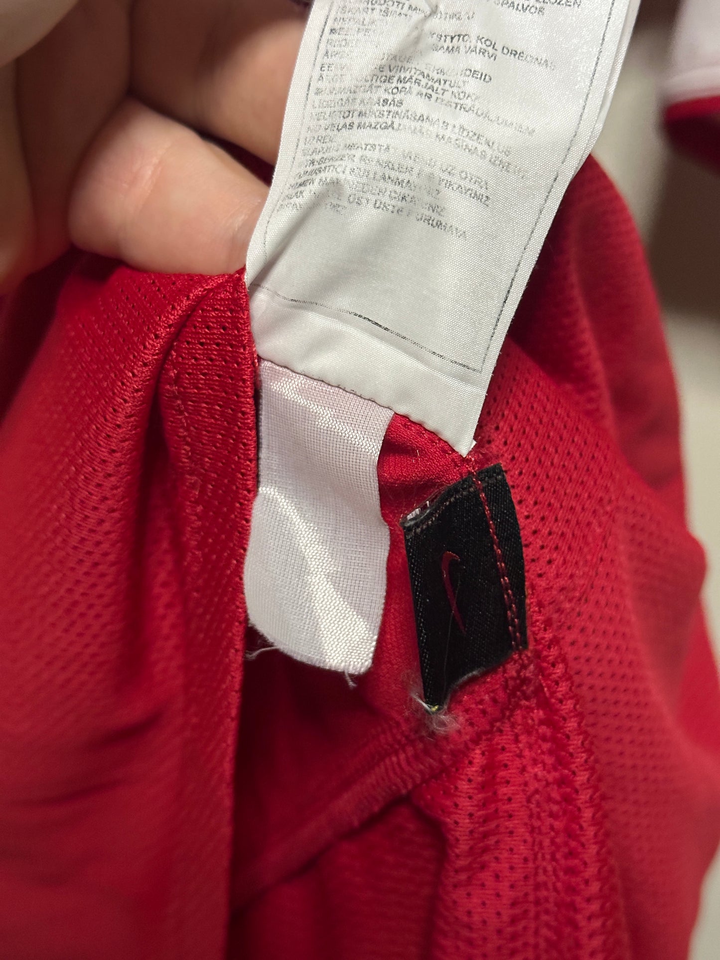 Thierry Henry Arsenal FC 2004-05 home football shirt (XL)