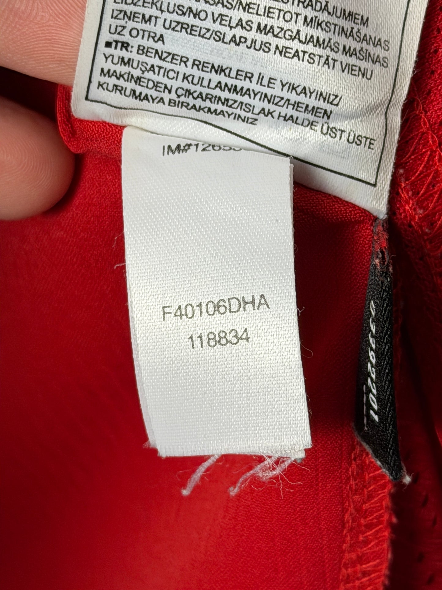 Cristiano Ronaldo Manchester United 2004-06 home football shirt (L)