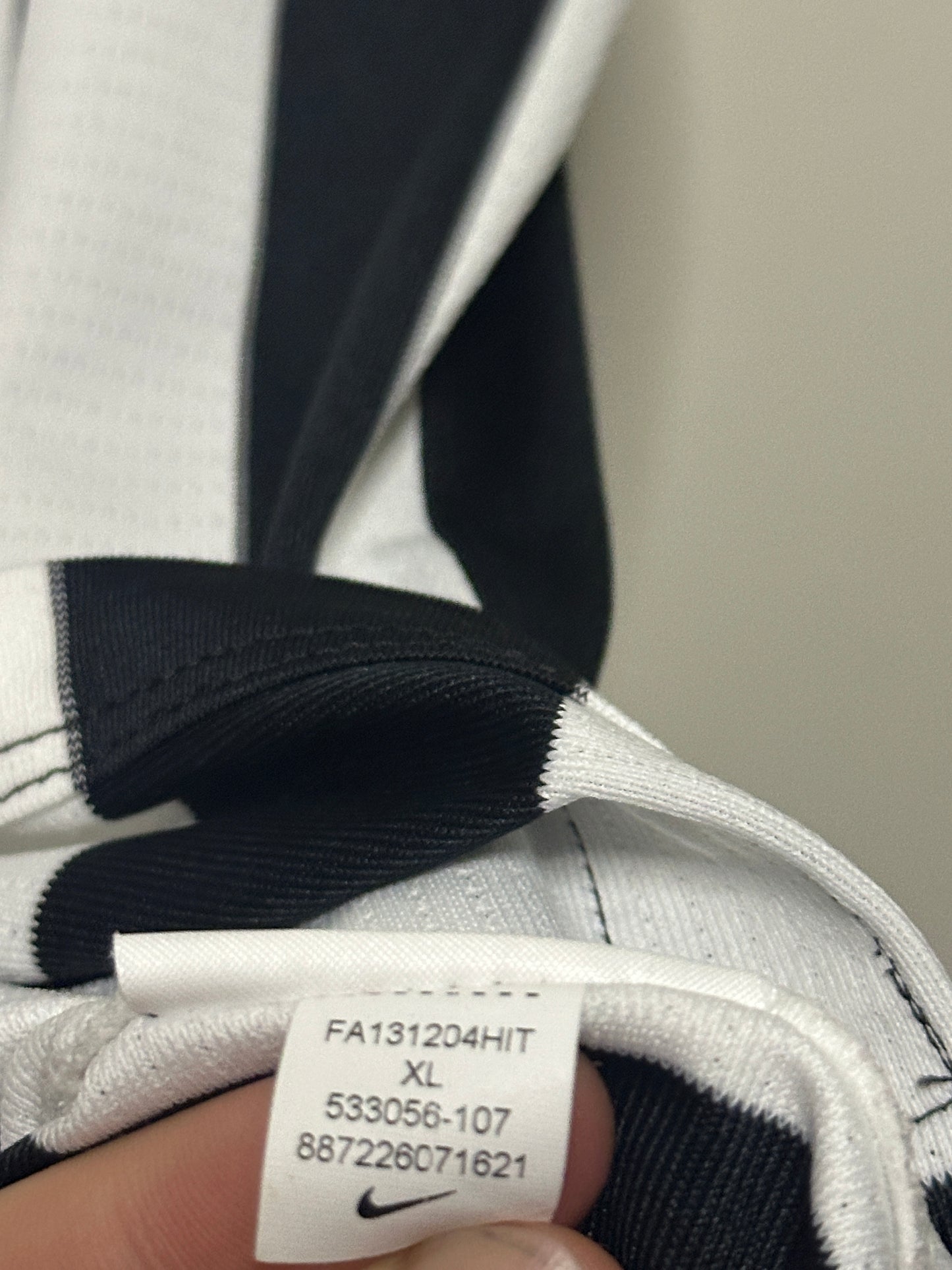 Andrea Pirlo Juventus FC 2013-14 home football shirt (XL)