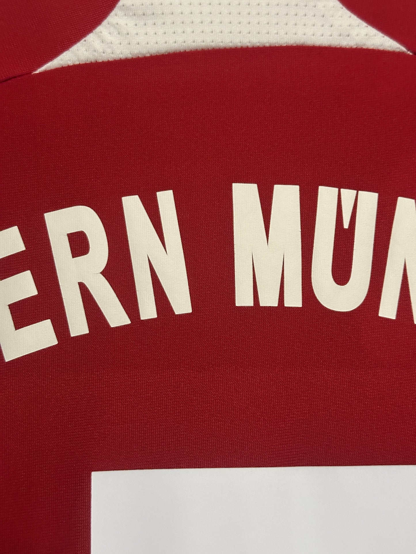 Franck Ribery FC Bayern Munich 2008-09 home football shirt (M)