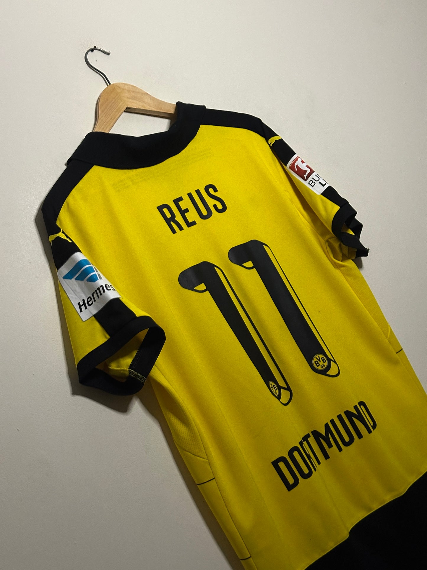 Marco Reus Borussia Dortmund 2015-16 home football shirt (L)