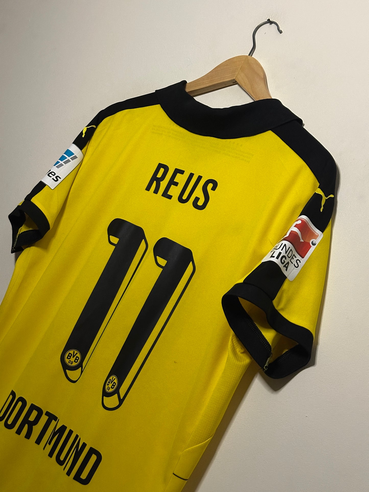 Marco Reus Borussia Dortmund 2015-16 home football shirt (L)
