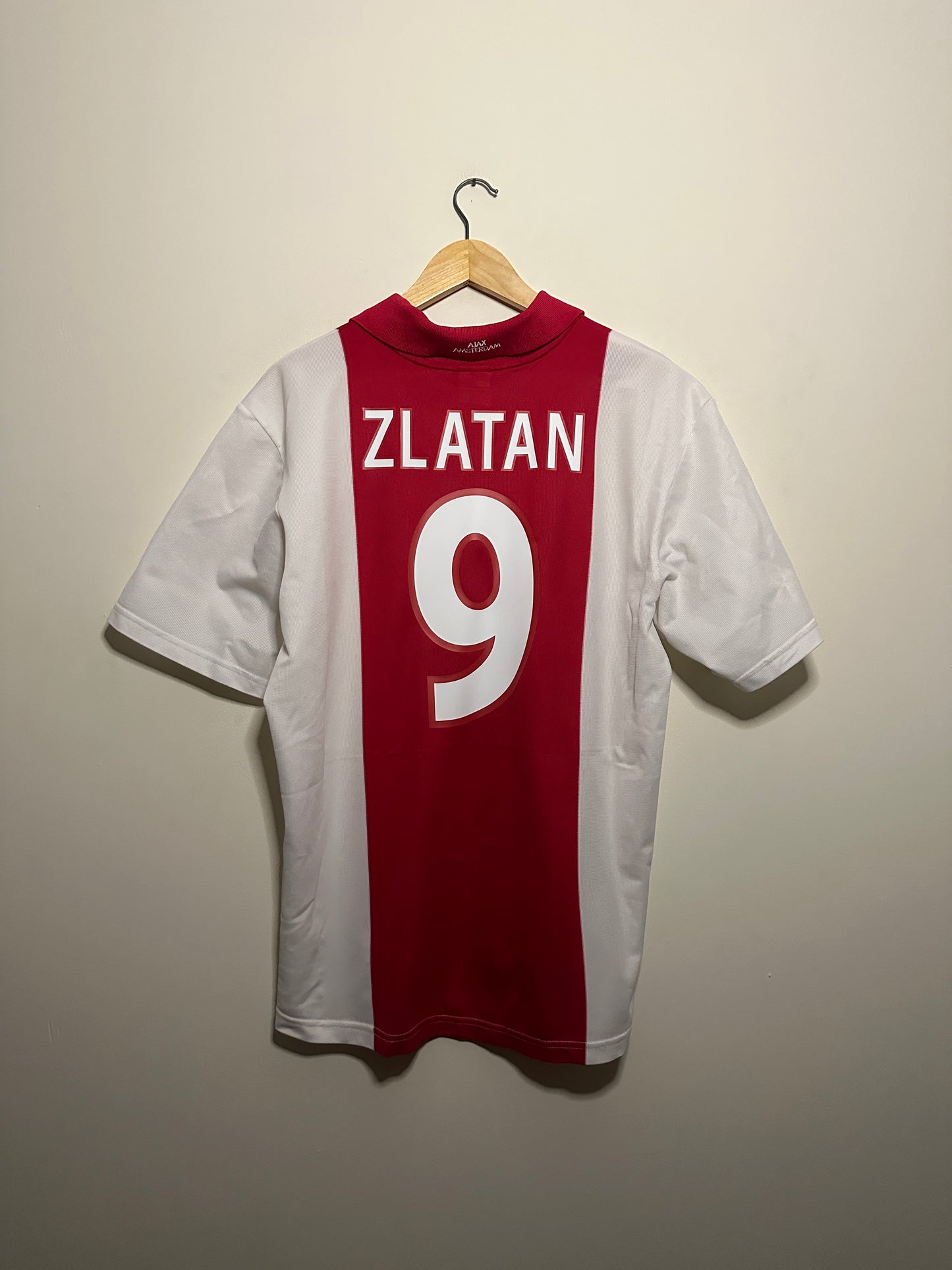 Zlatan Ibrahimovic AFC Ajax 2001-02 home football shirt (L)