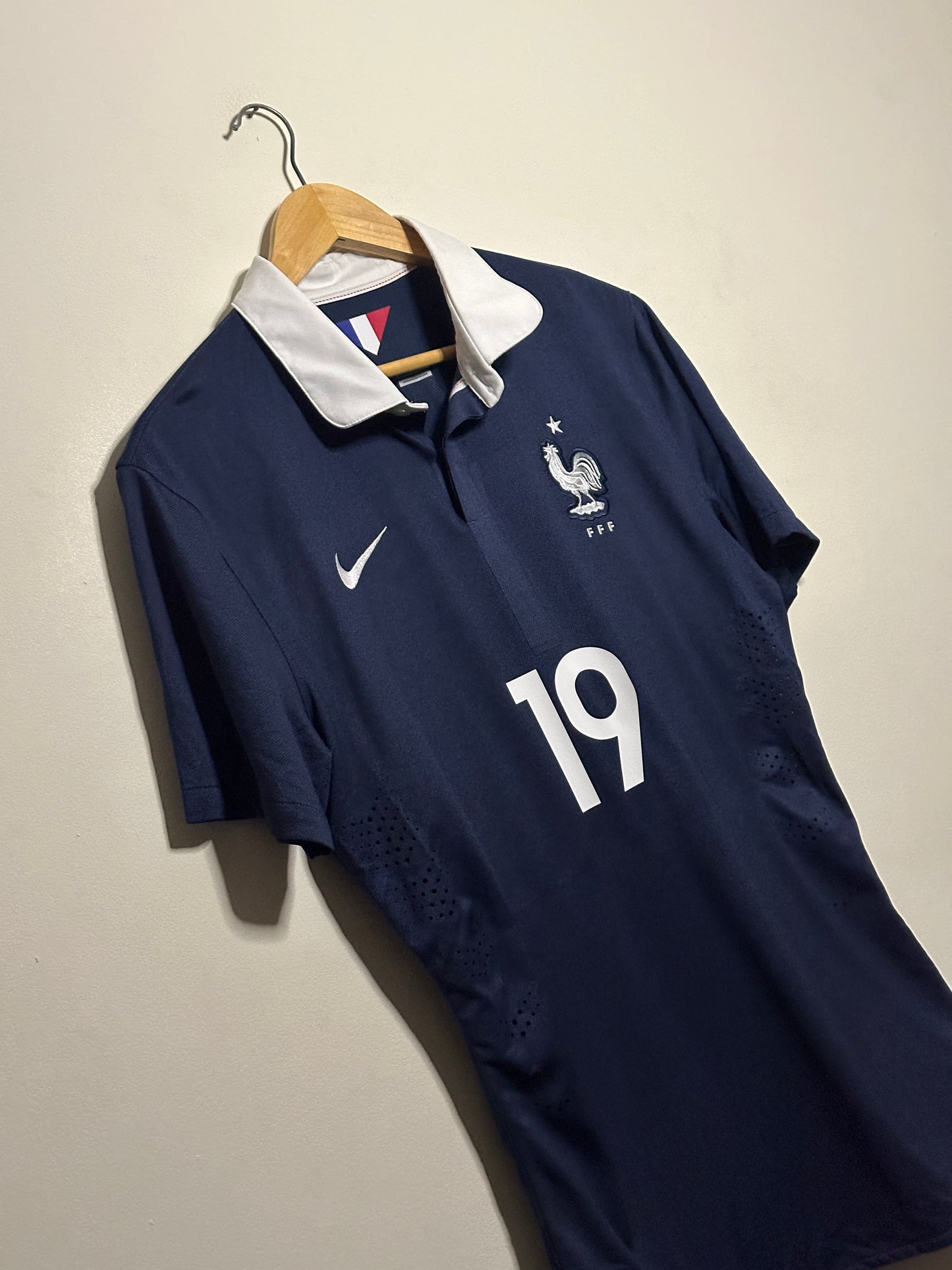Paul Pogba France 2014 player version home football shirt (M)