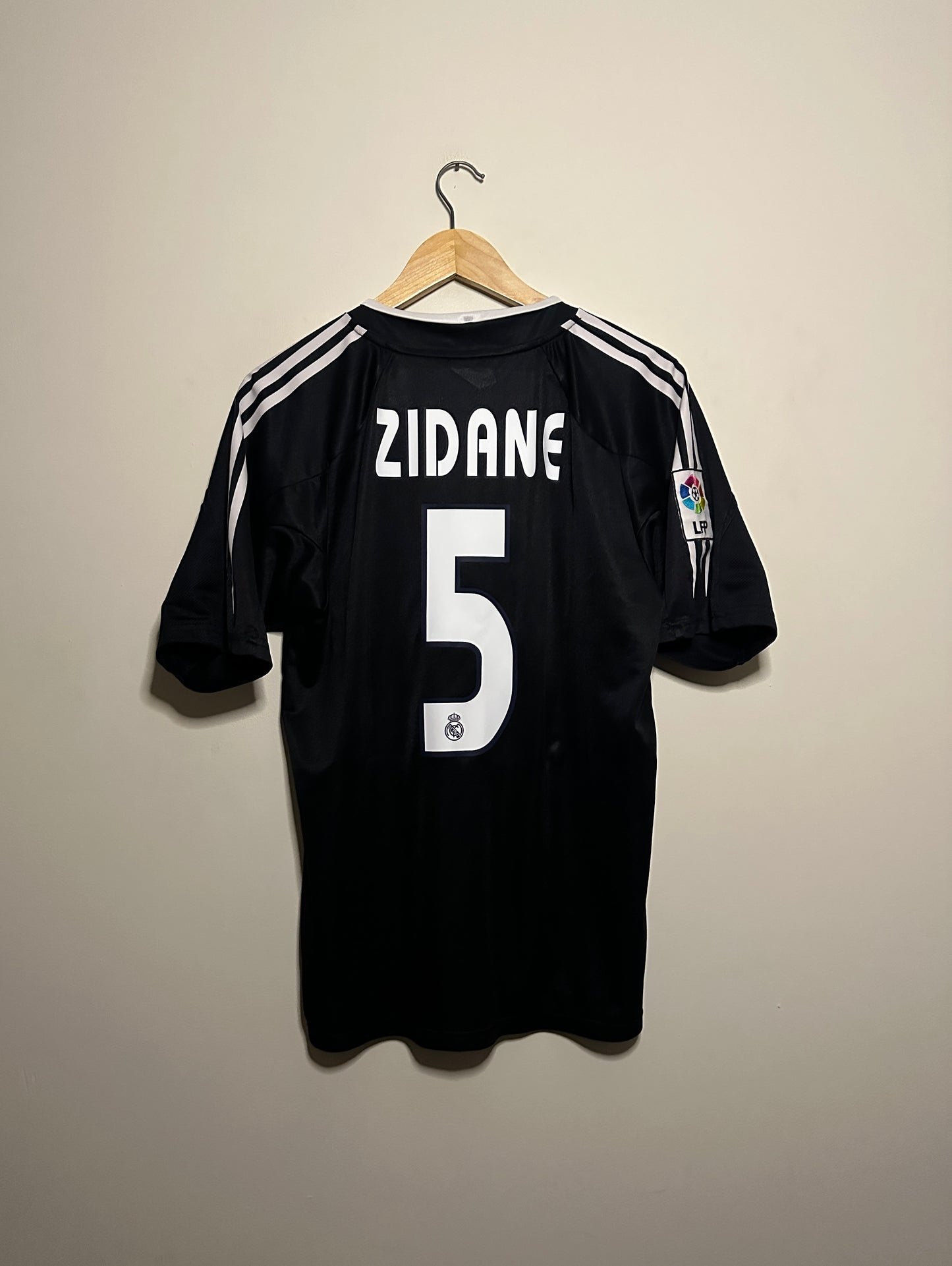 Zinedine Zidane Real Madrid CF 2004-05 away football shirt (S)