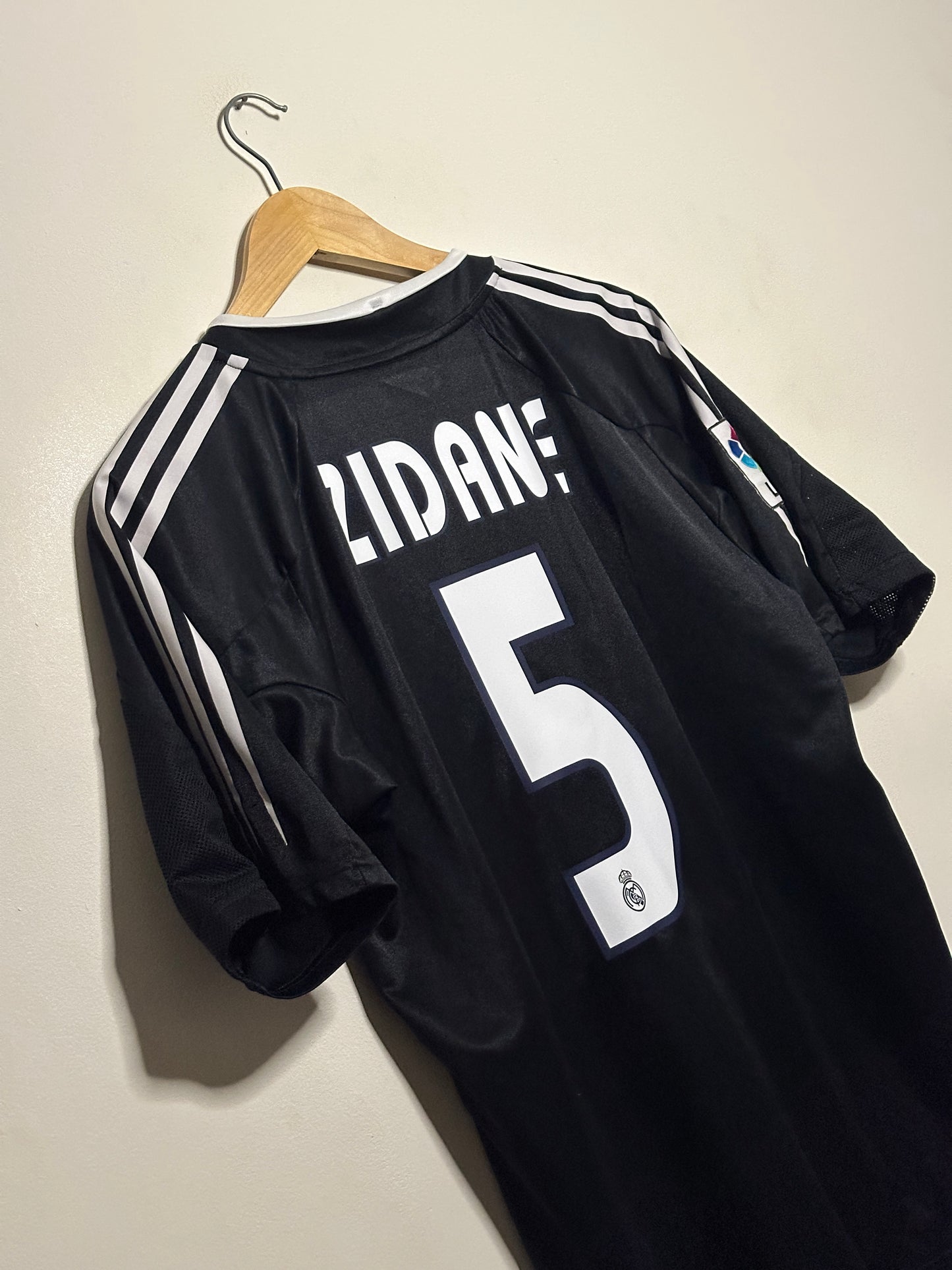 Zinedine Zidane Real Madrid CF 2004-05 away football shirt (S)