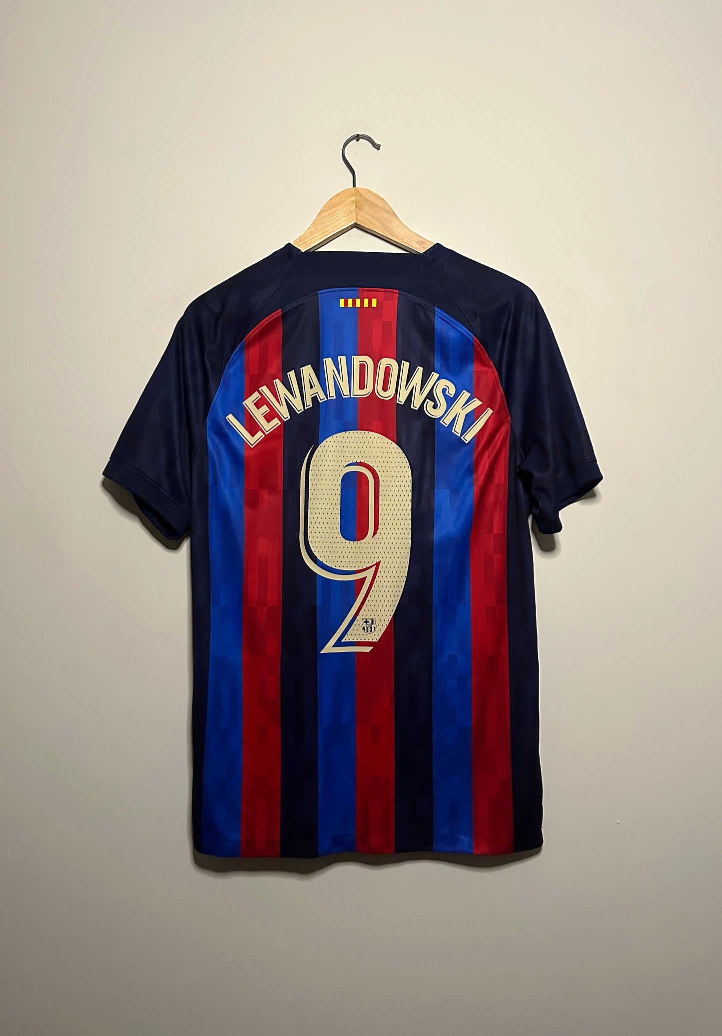 Robert Lewandowski FC Barcelona x Drake OVO 2022-23 home football shirt (M)