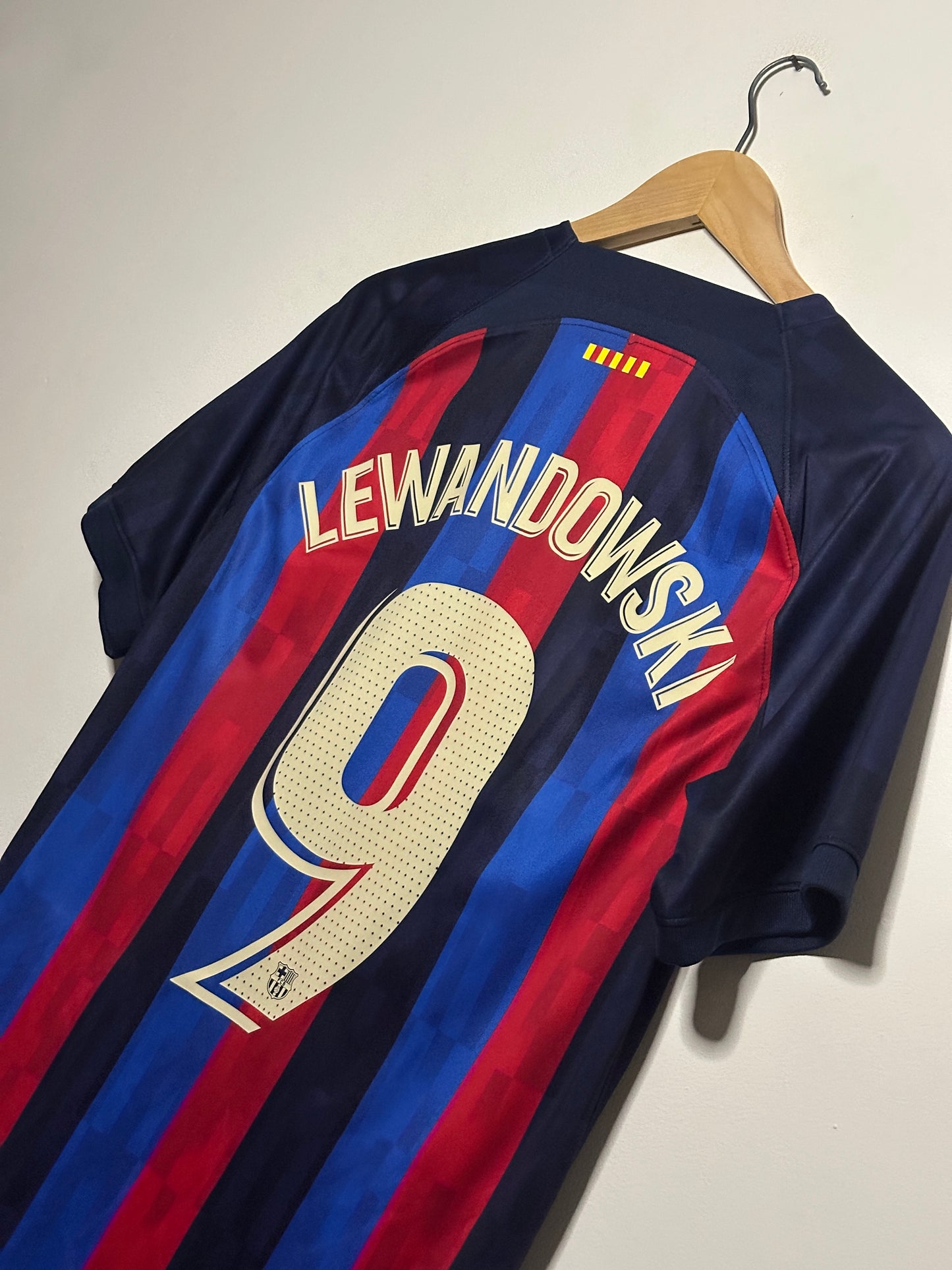 Robert Lewandowski FC Barcelona x Drake OVO 2022-23 home football shirt (M)