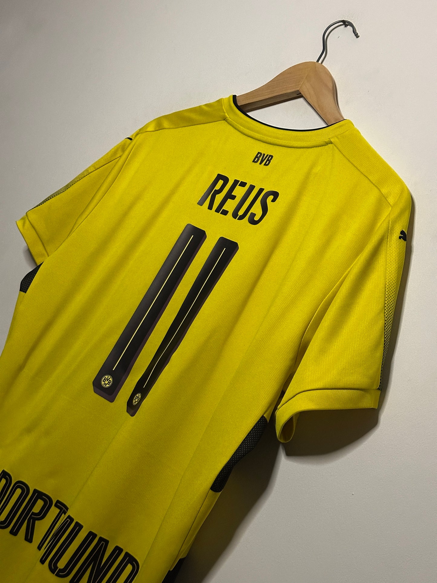 Marco Reus Borussia Dortmund 2017-18 home football shirt (L)