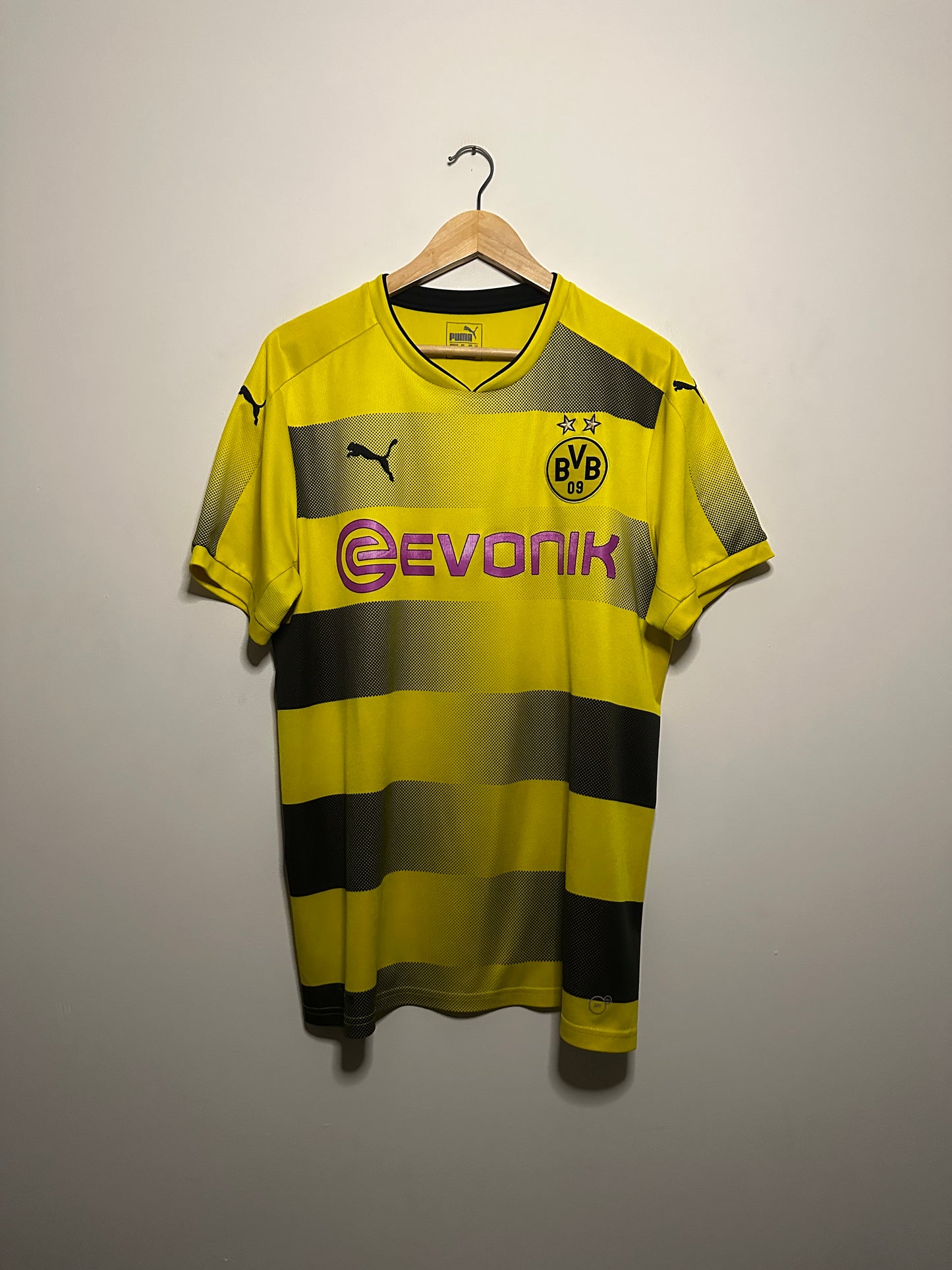 Marco Reus Borussia Dortmund 2017-18 home football shirt (L)