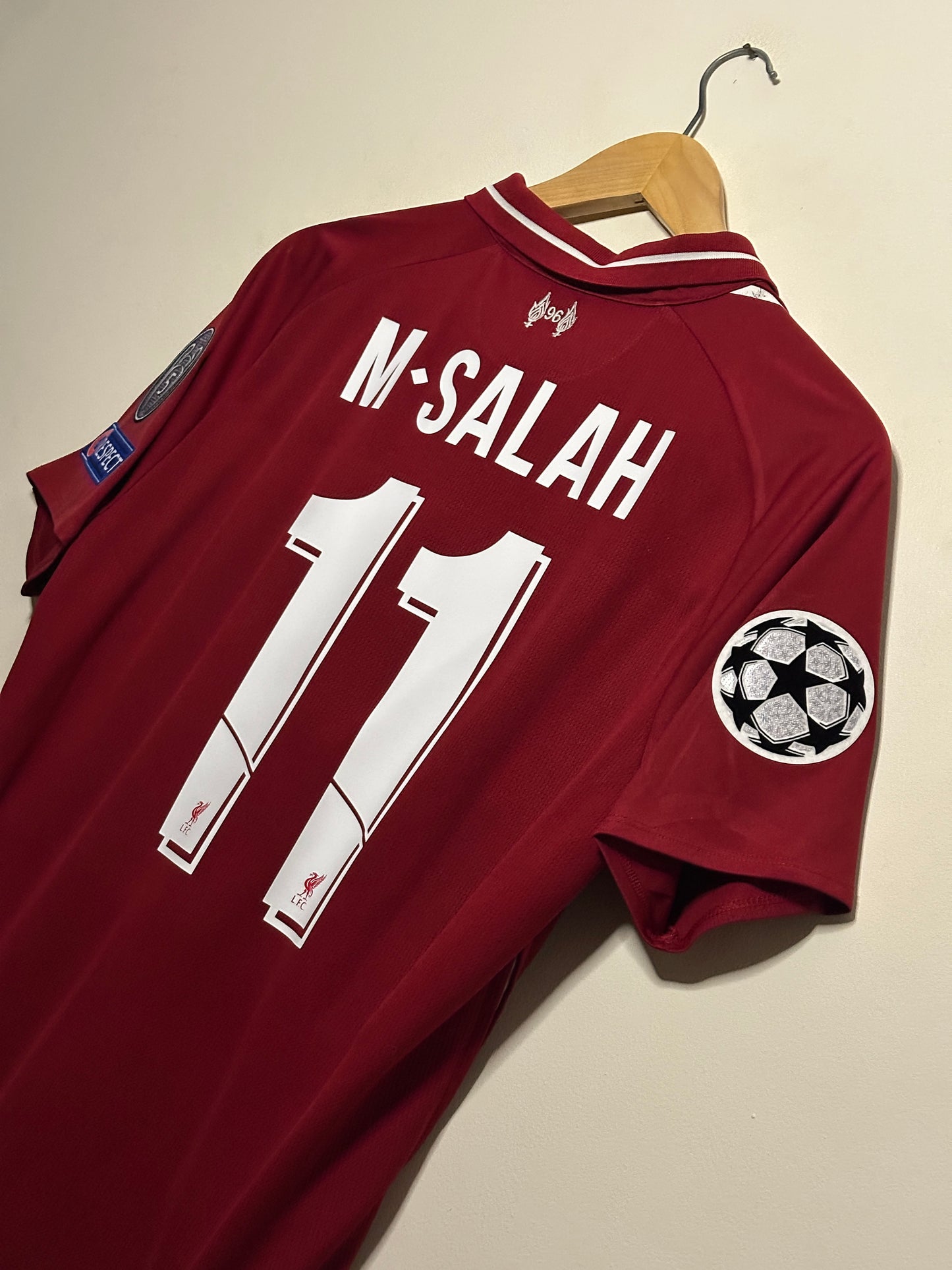 Mohamed Salah Liverpool FC 2018-19 champions league final edition home football shirt (M)