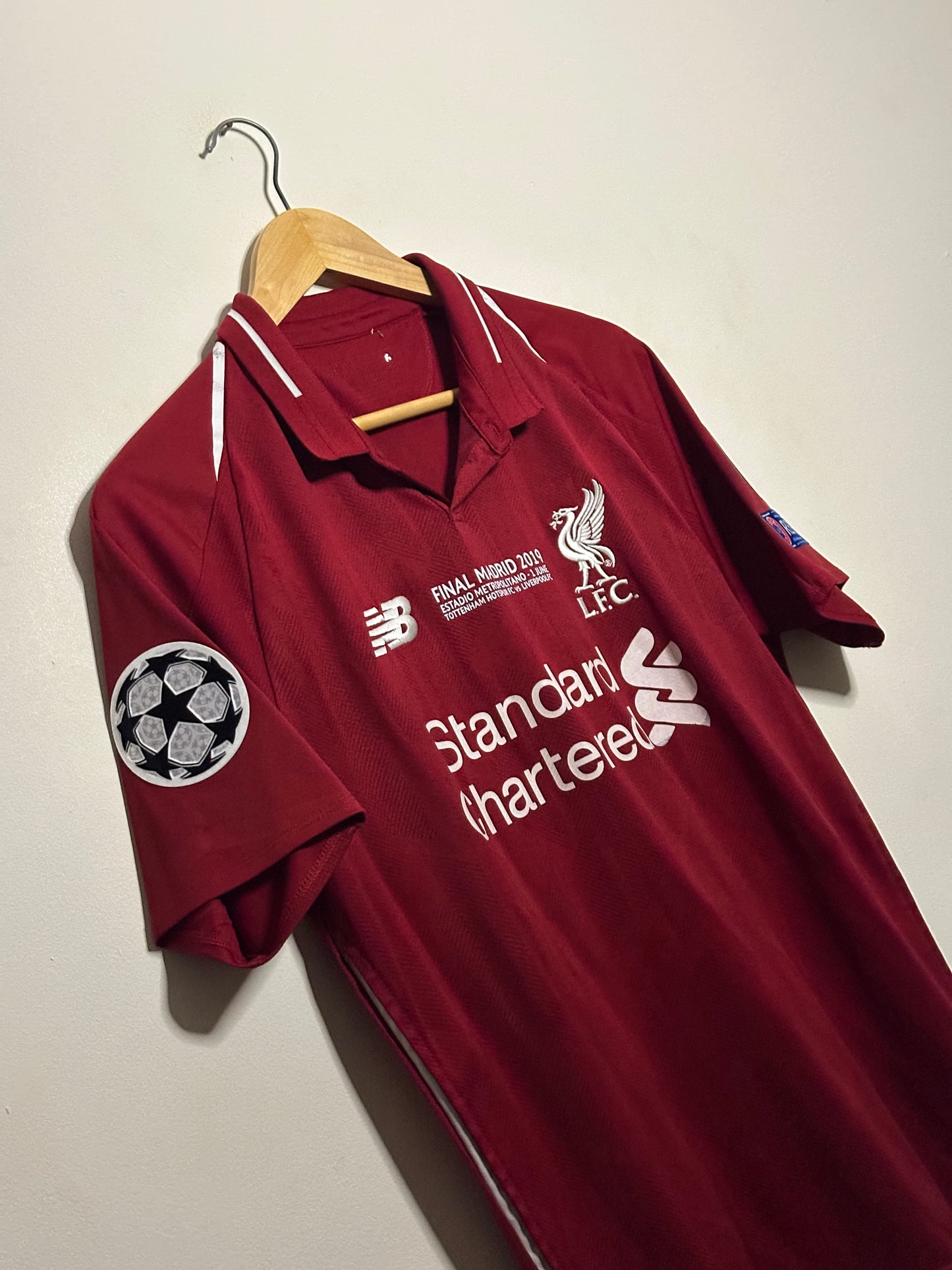 Mohamed Salah Liverpool FC 2018-19 champions league final edition home football shirt (M)