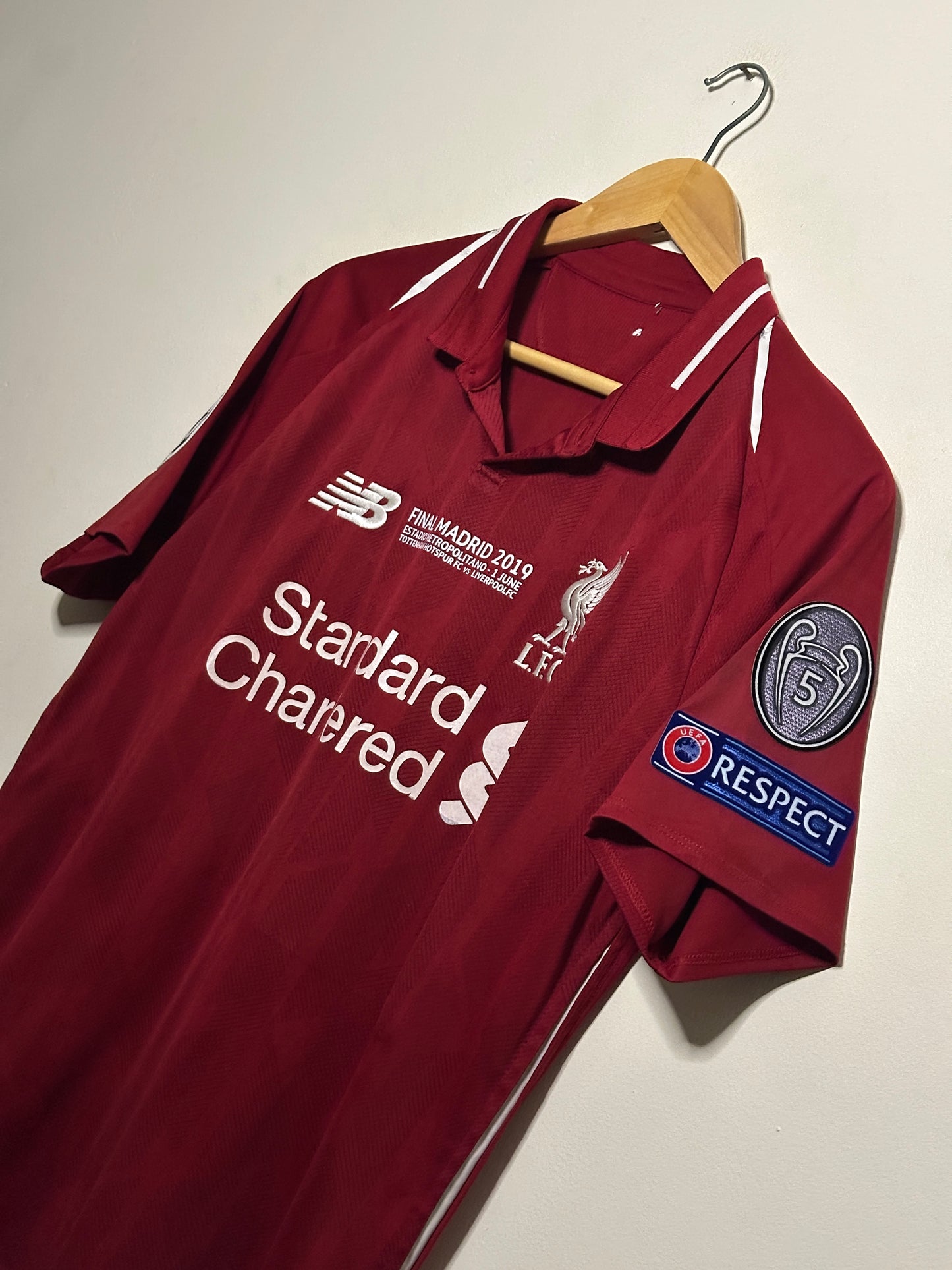 Mohamed Salah Liverpool FC 2018-19 champions league final edition home football shirt (M)