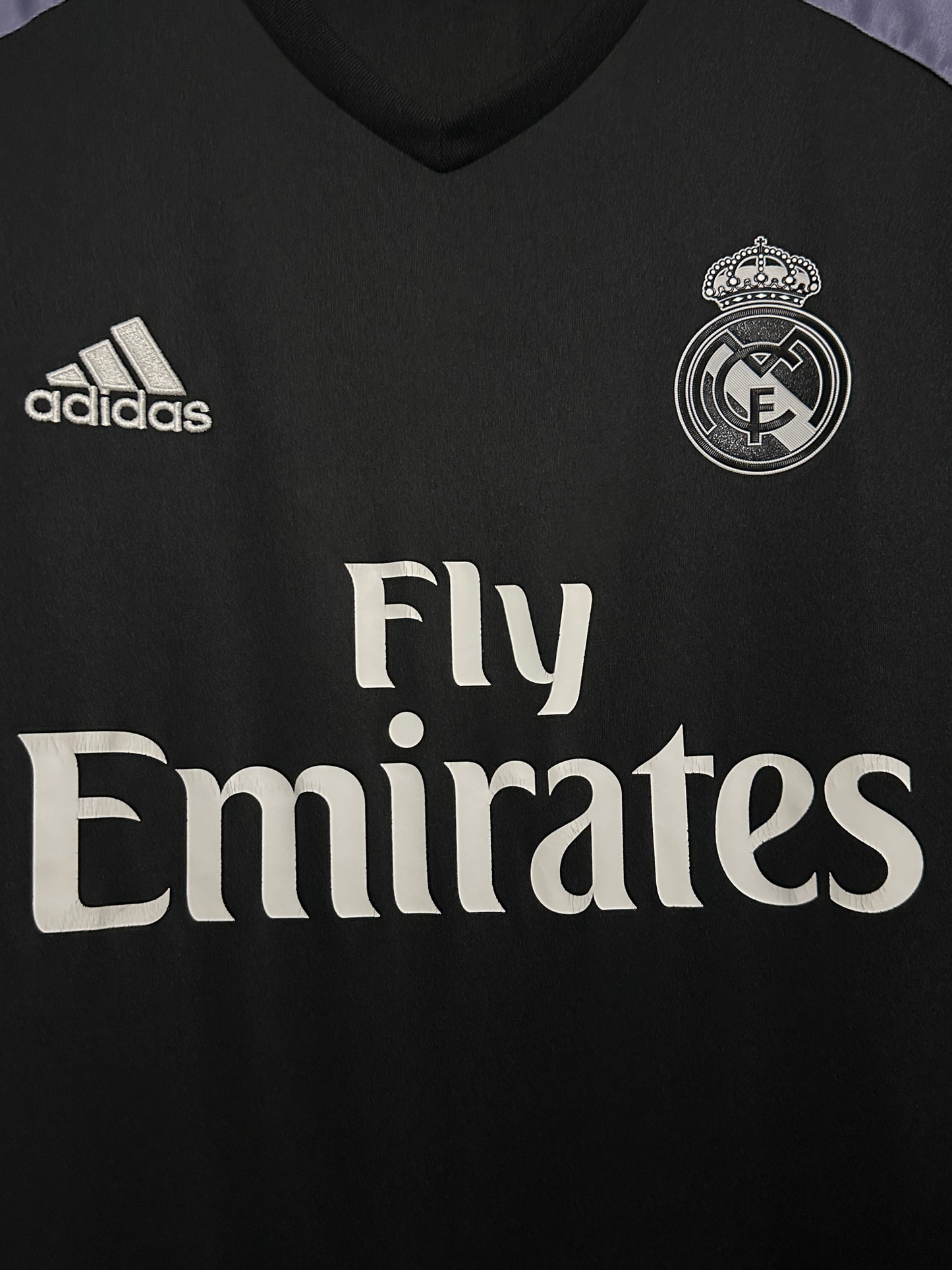 Luka Modric Real Madrid CF 2015-16 third football shirt (M)