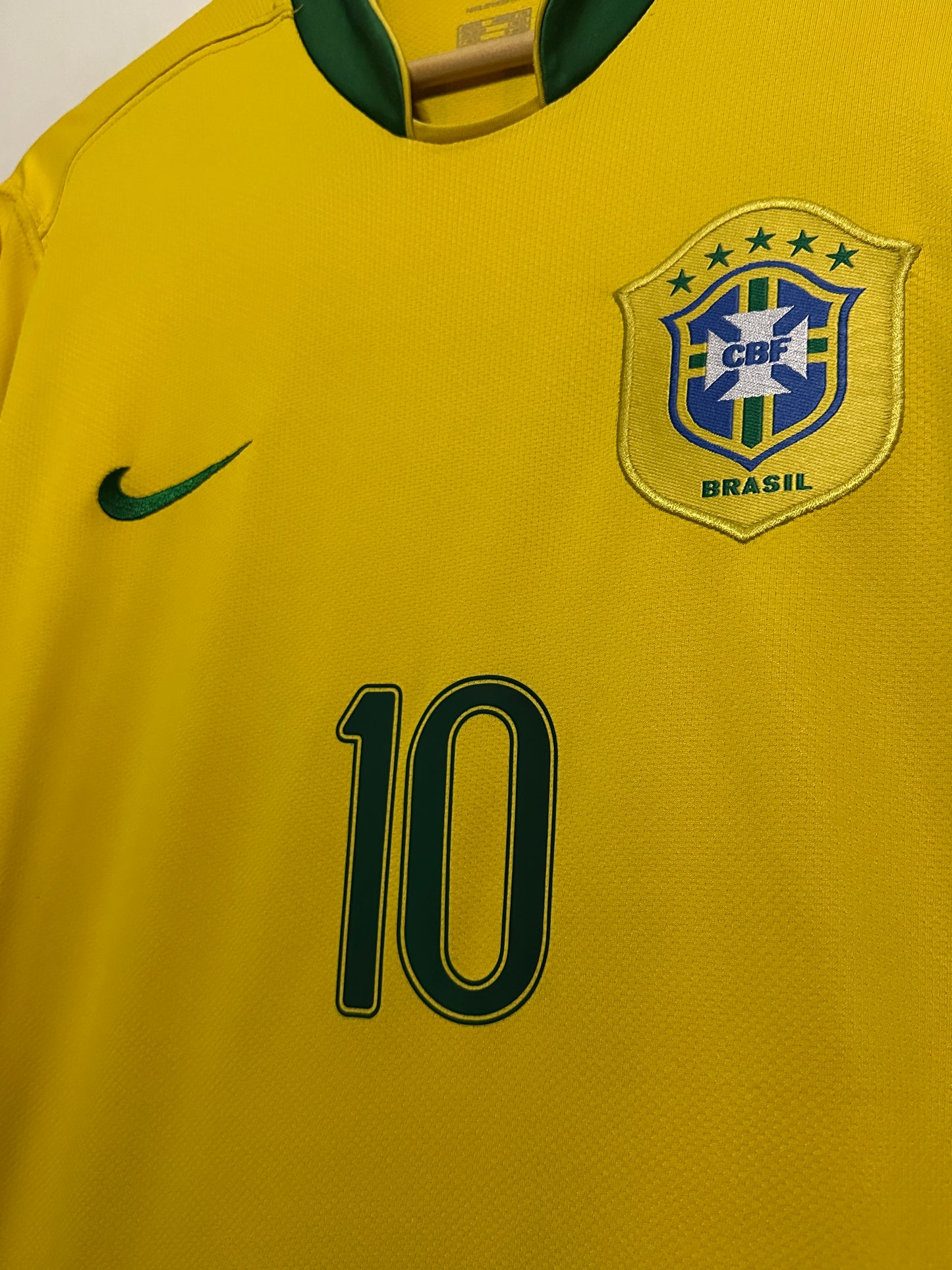 Ronaldinho Brazil 2006 World Cup home football shirt (M)