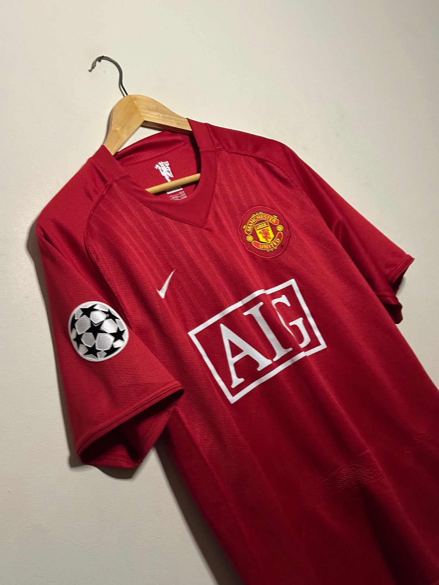 Cristiano Ronaldo Manchester United 2007-08 home football shirt (L)