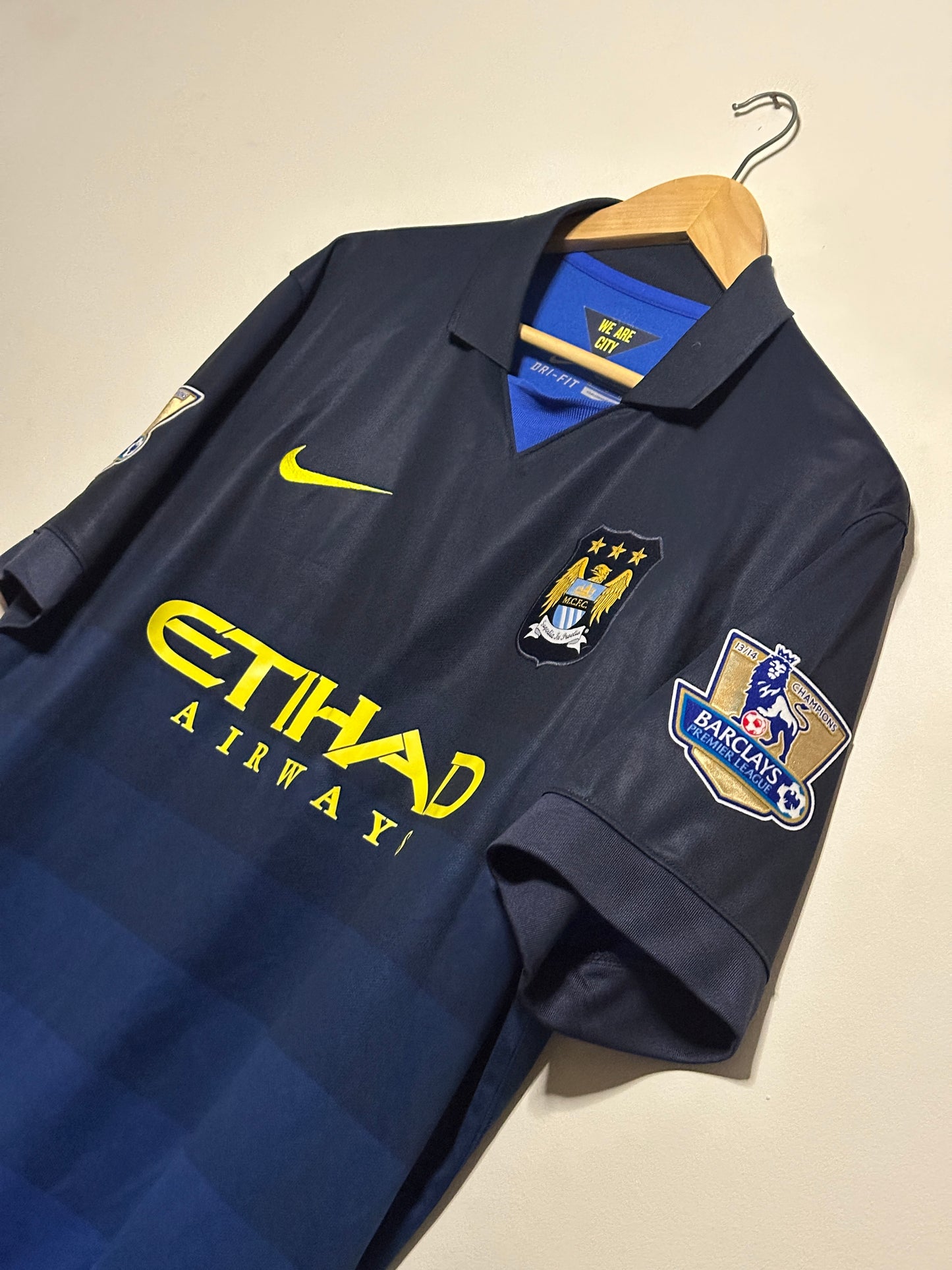 Yaya Toure Manchester City FC 2014-15 away football shirt (XL)