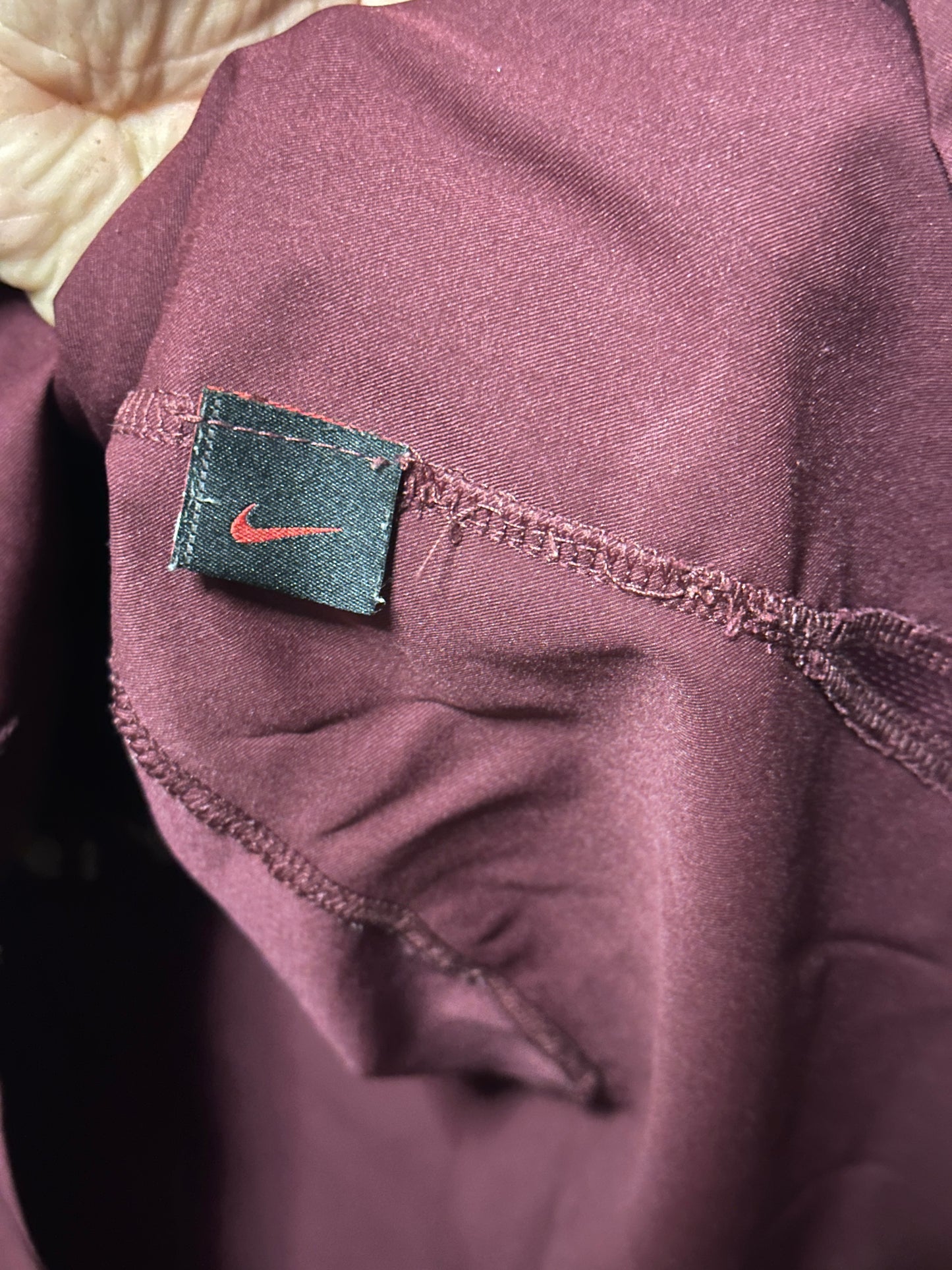 Thierry Henry Arsenal FC 2005-06 home football shirt (L)