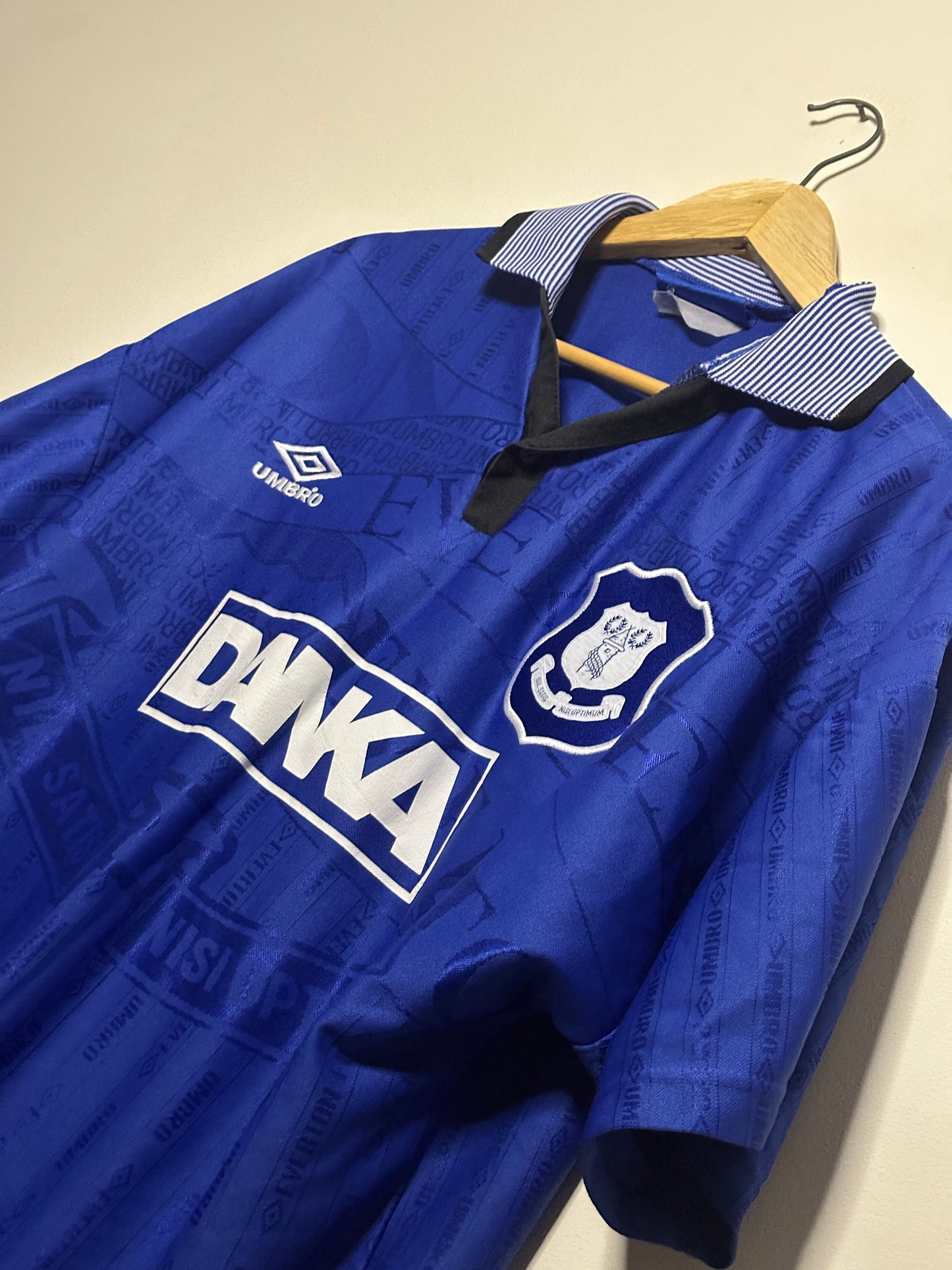 Everton FC 1995-96 home football shirt (XL)